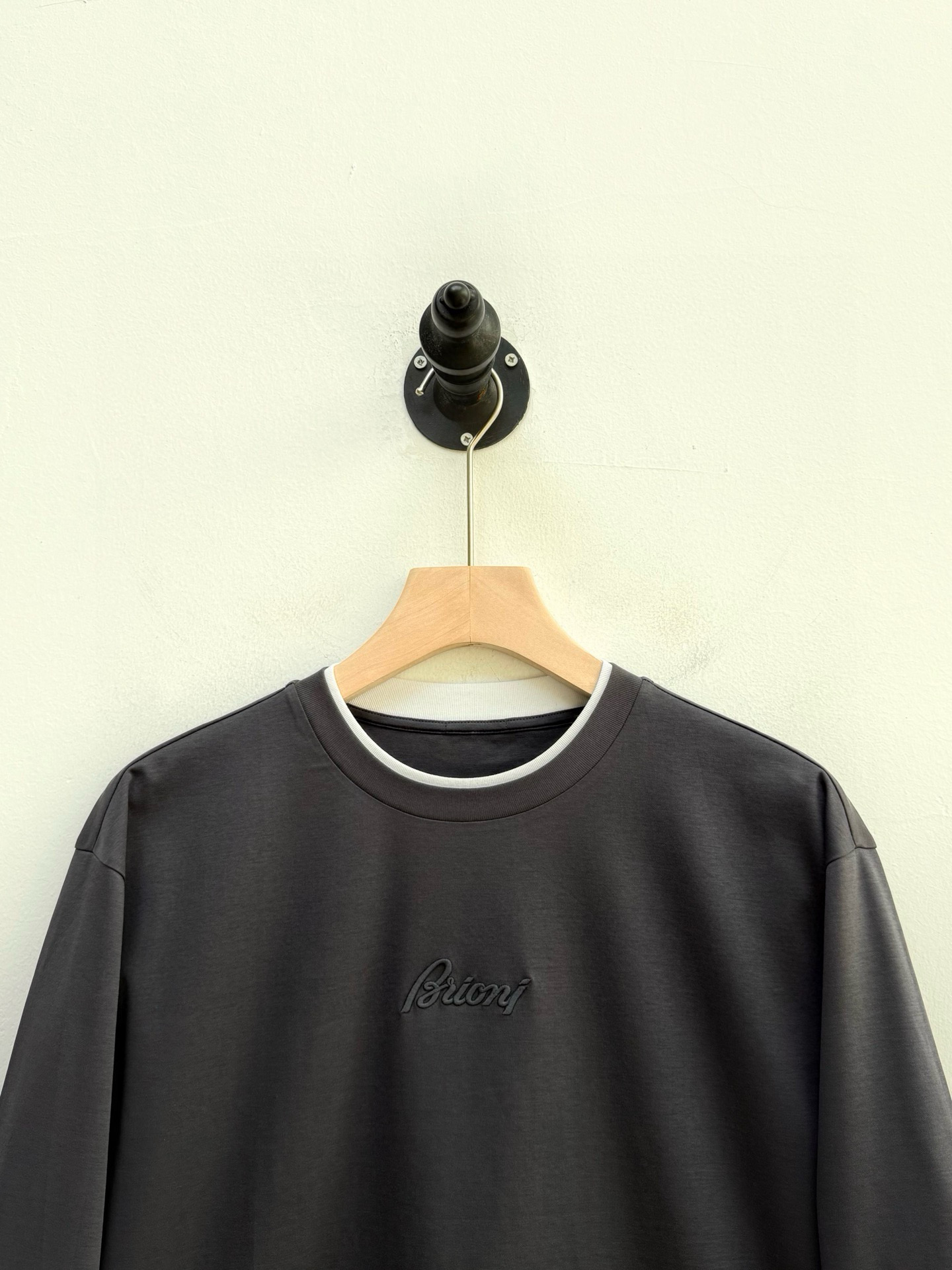 Лонгслив мужской в стиле Brioni Bri с эффектом двойного слоя из хлопка серого цвета