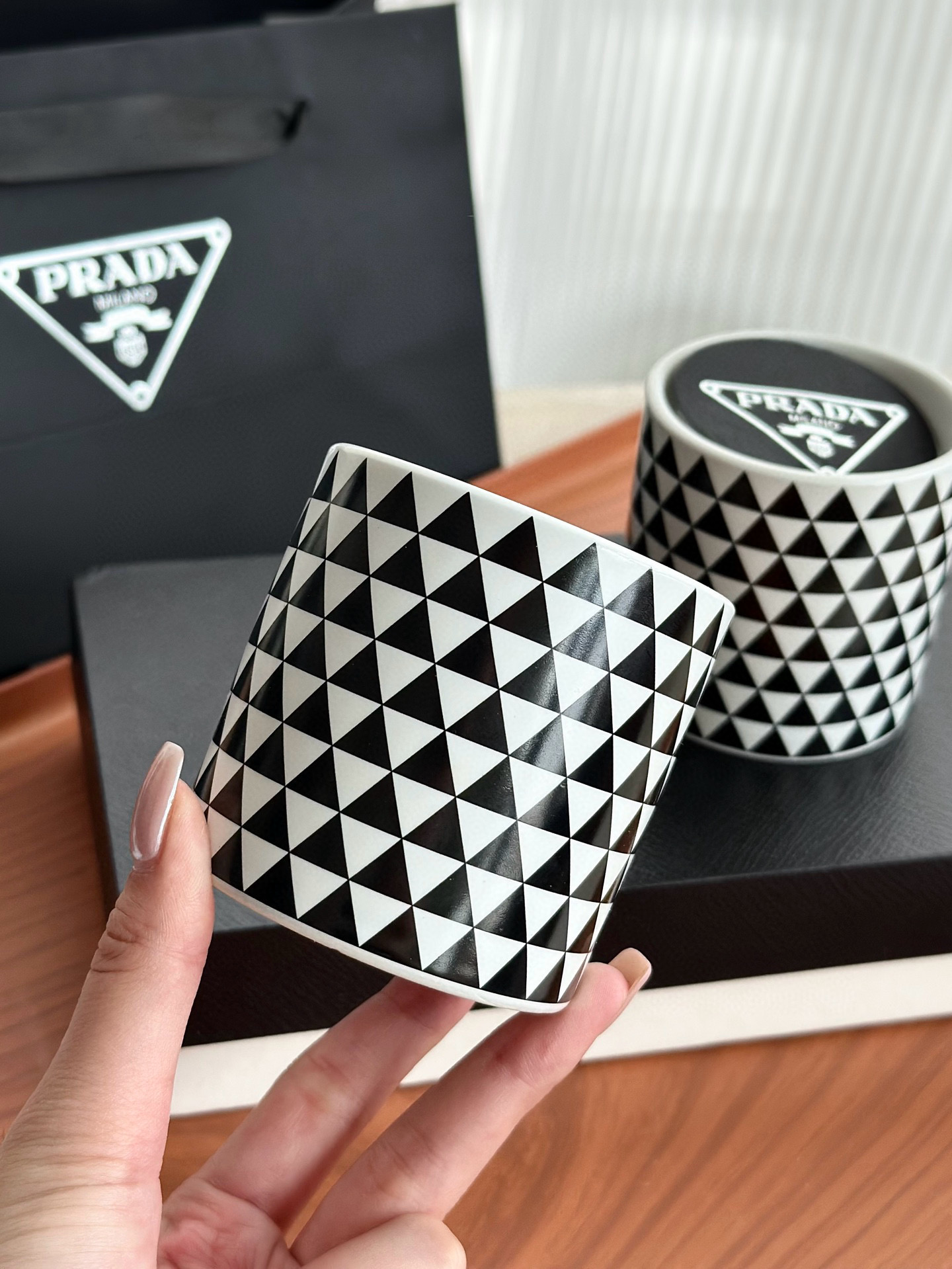  Свечи ароматические в стиле Prada, чёрно-белый геометрический набор из 2 шт.