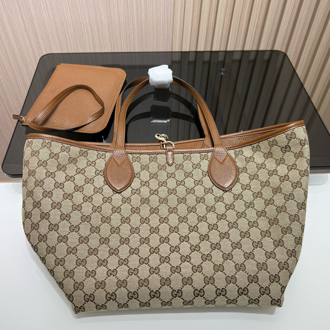 Сумка-шоппер женская в стиле Gucci Totissima из натуральной кожи и фирменного текстиля GG карамельного цвета