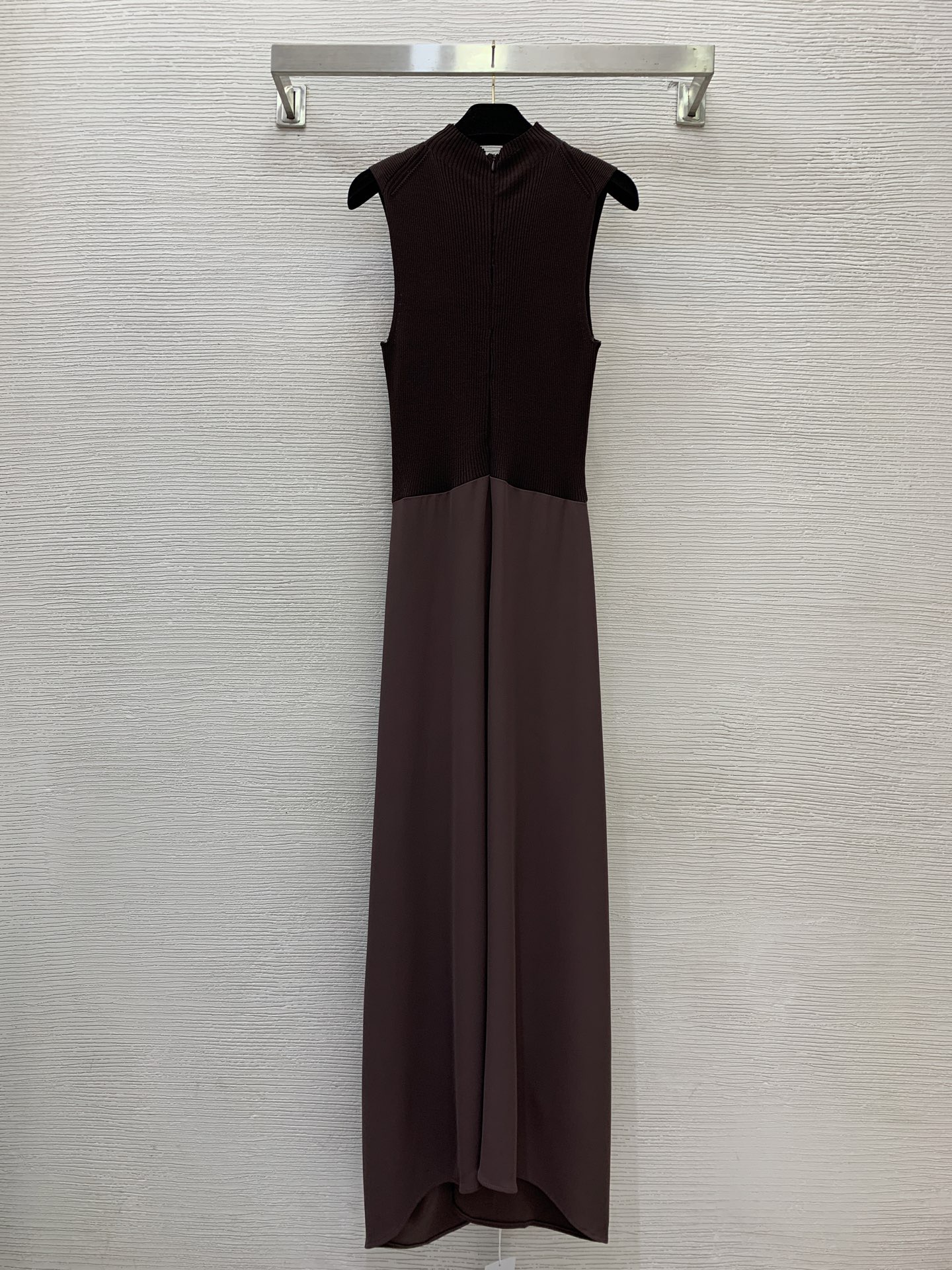 Платье женское в стиле Schiaparelli длинное комбинированное с декоративным элементом