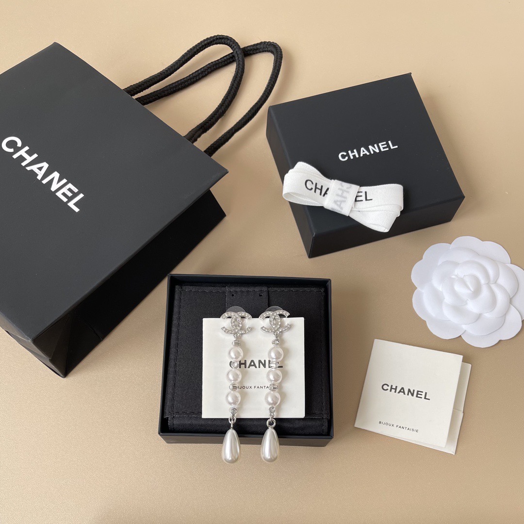 Серьги женские Chanel 25B