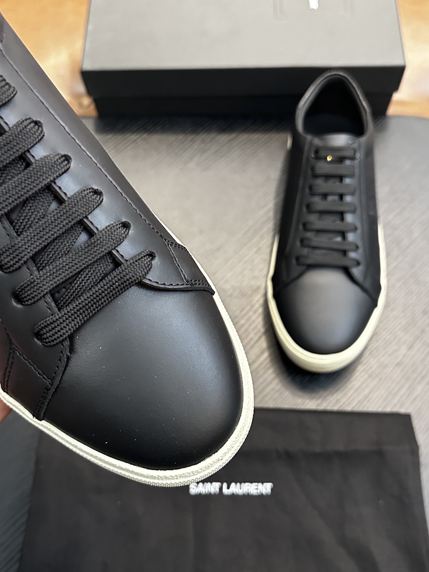 Кроссовки мужские в стиле Saint Laurent SL/61 черного цвета