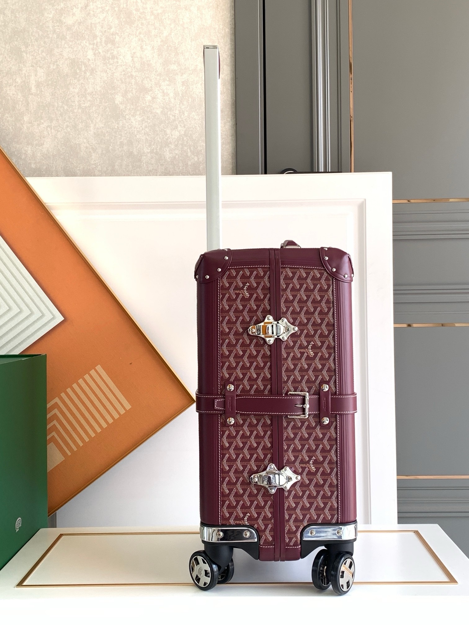 Чемодан Goyard Bourget PM бордового цвета