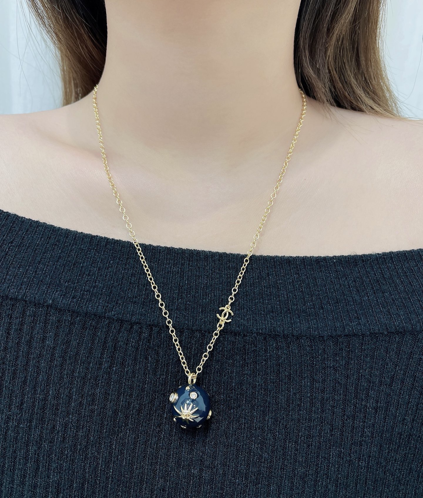 Подвеска женская в стиле Chanel 26S