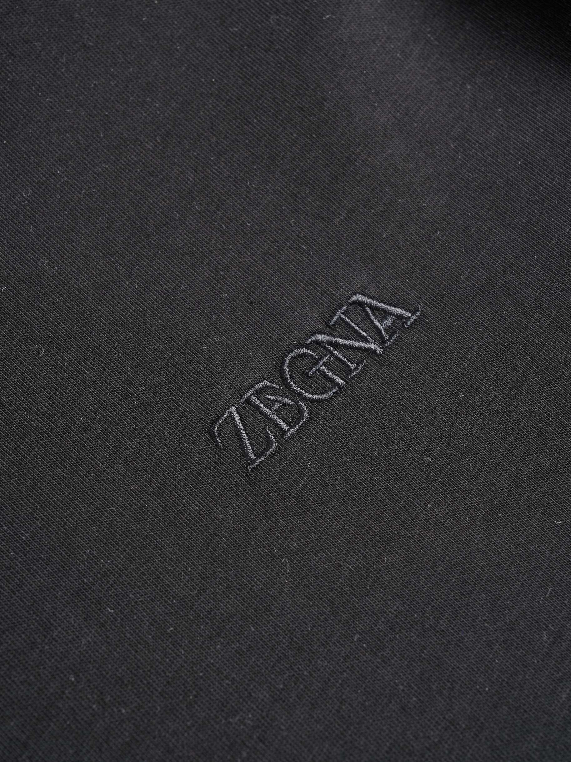 Футболка мужская в стиле Zegna из хлопка с вышивкой в тон чёрного цвета