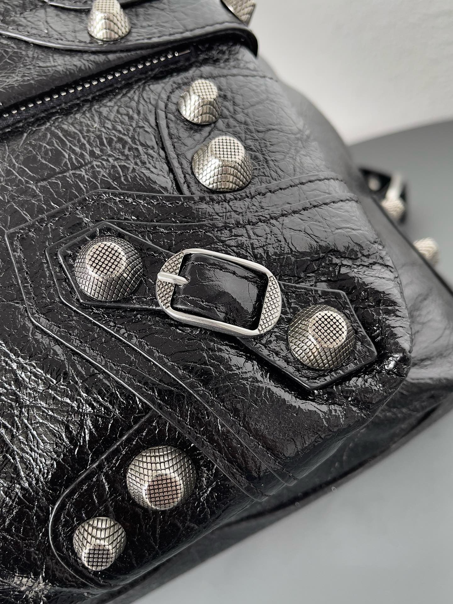 Рюкзак Balenciaga Le Cagole Men чёрного цвета