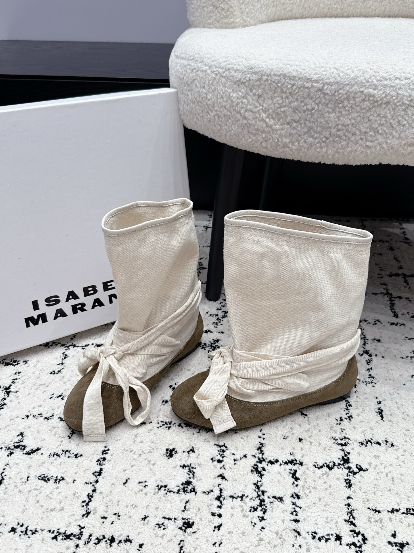 Полусапоги женские Isabel Marant бежевого цвета