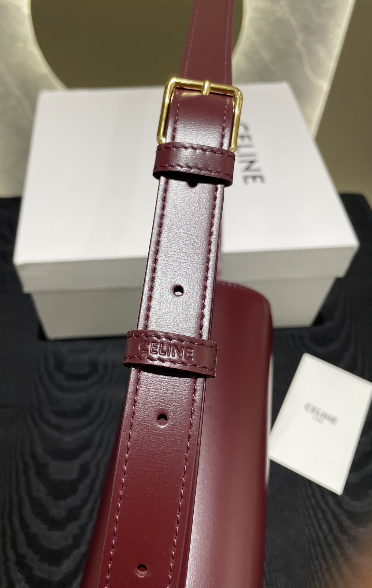 Сумка женская в стиле Celine Triomphe классическая средняя бордового цвета