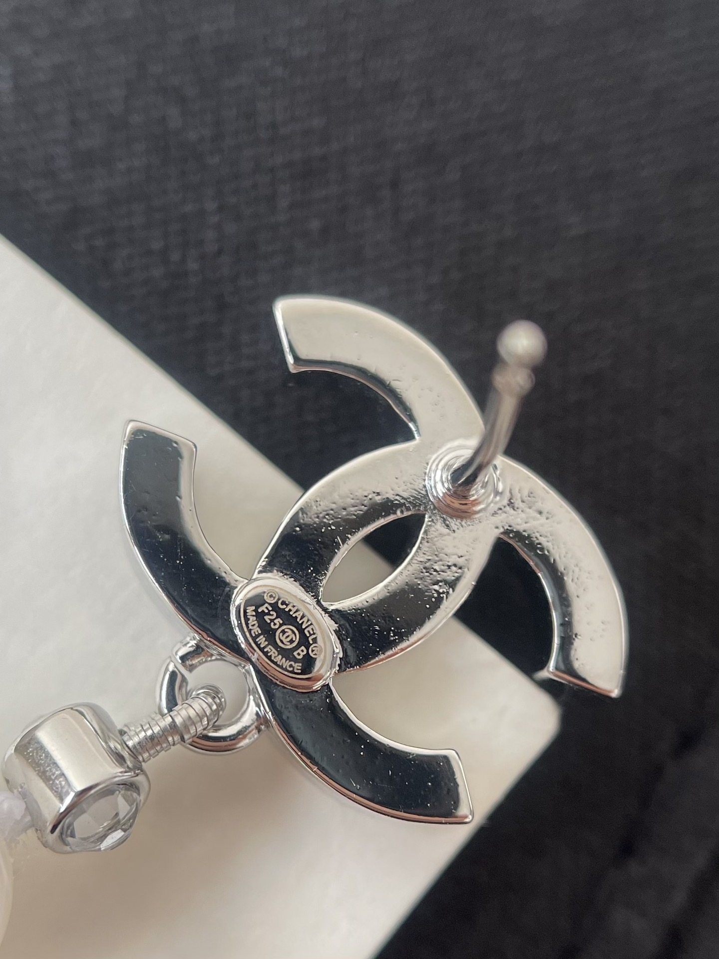 Серьги женские Chanel 25B