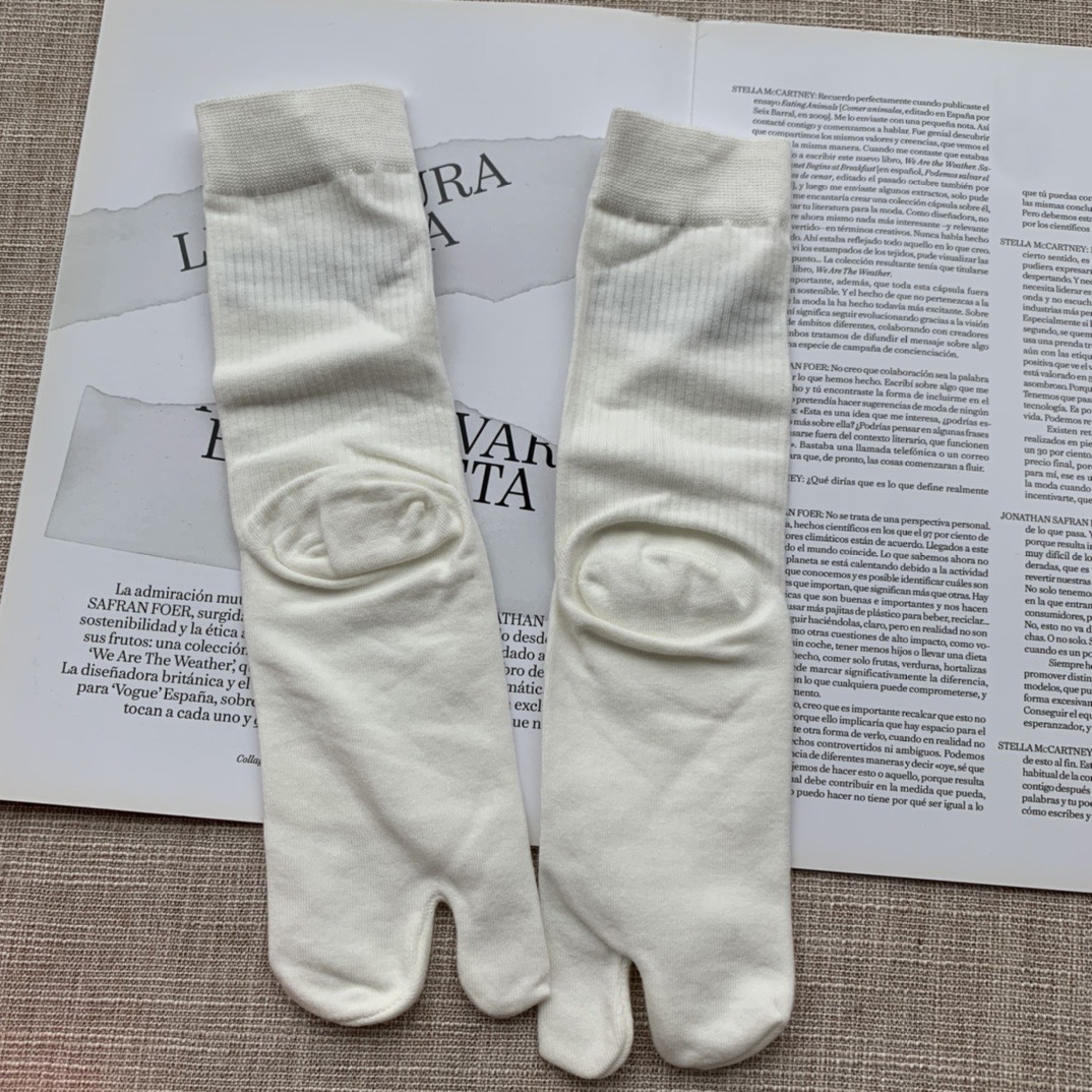 Носки женские в стиле Maison Margiela MM6 таби хлопковые (набор 6 пар)