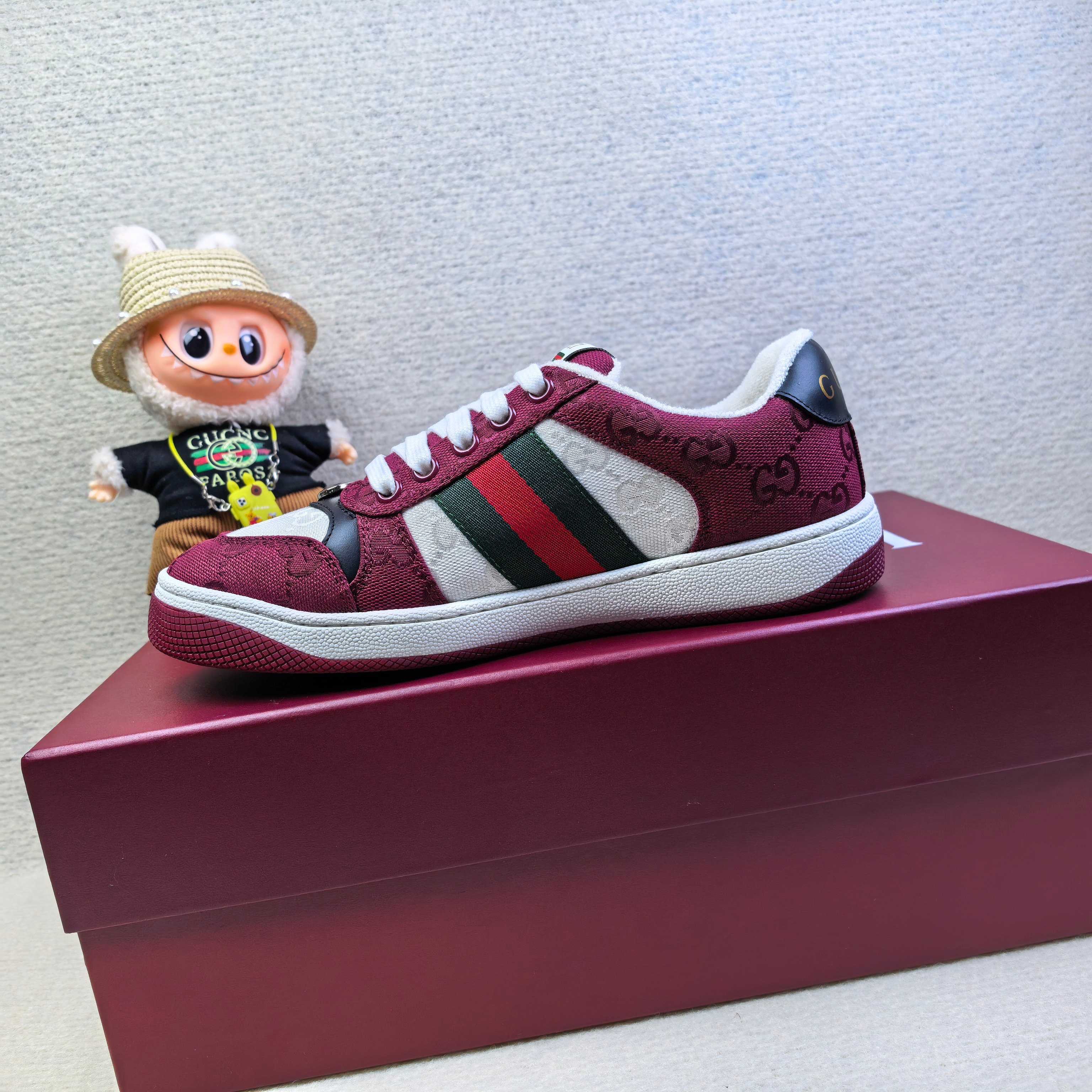 Кроссовки унисекс в стиле Gucci комбинированного цвета