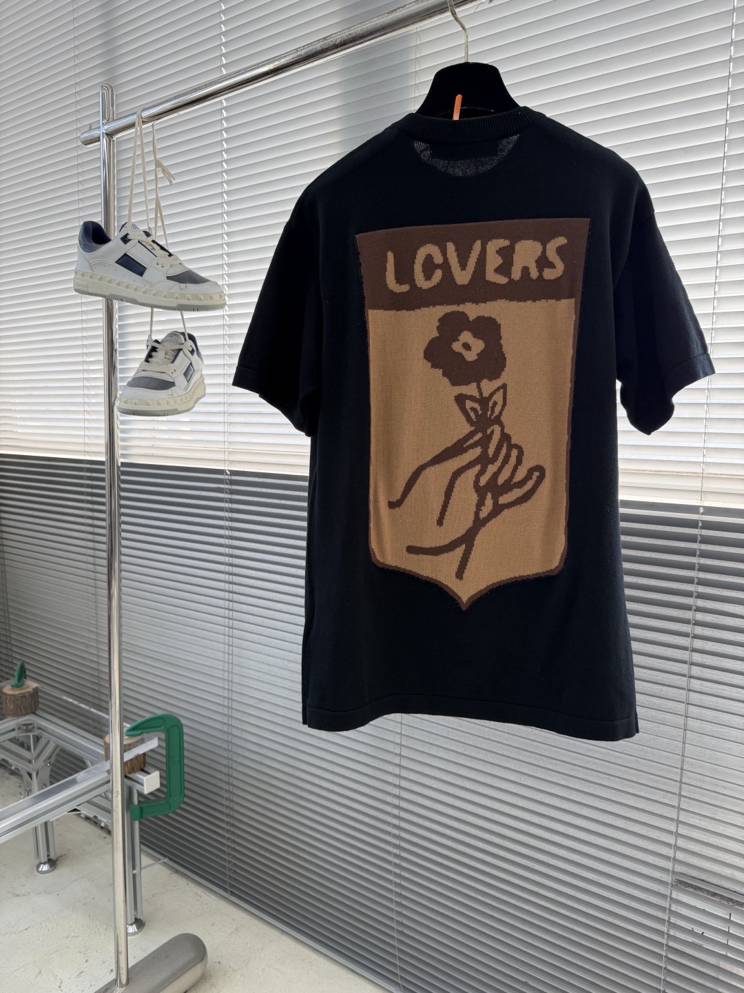 Футболка мужская в стиле Louis Vuitton с жаккардовым принтом Trunk чёрного цвета