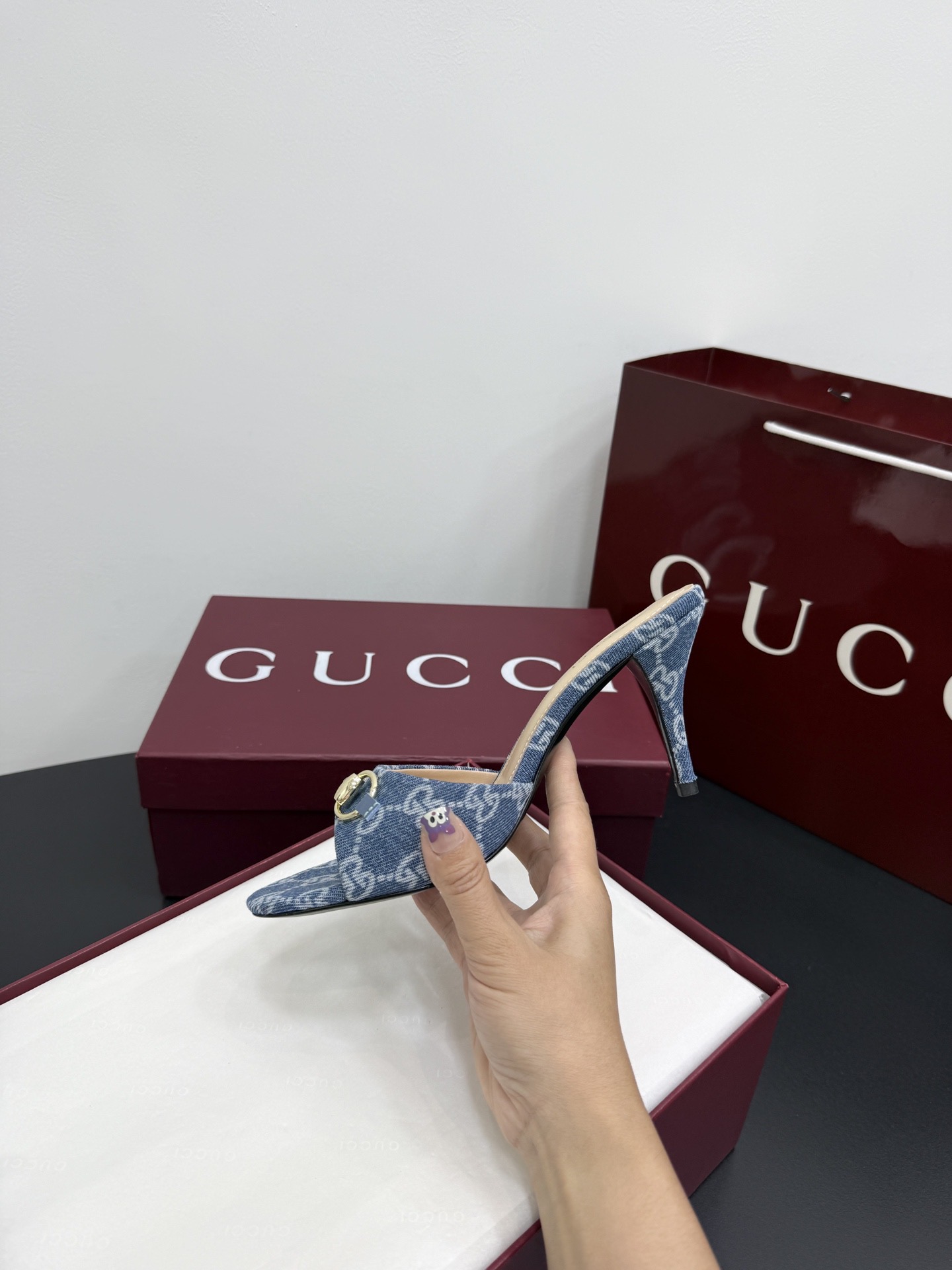 Мюли женские в стиле Gucci Horsebit синего цвета