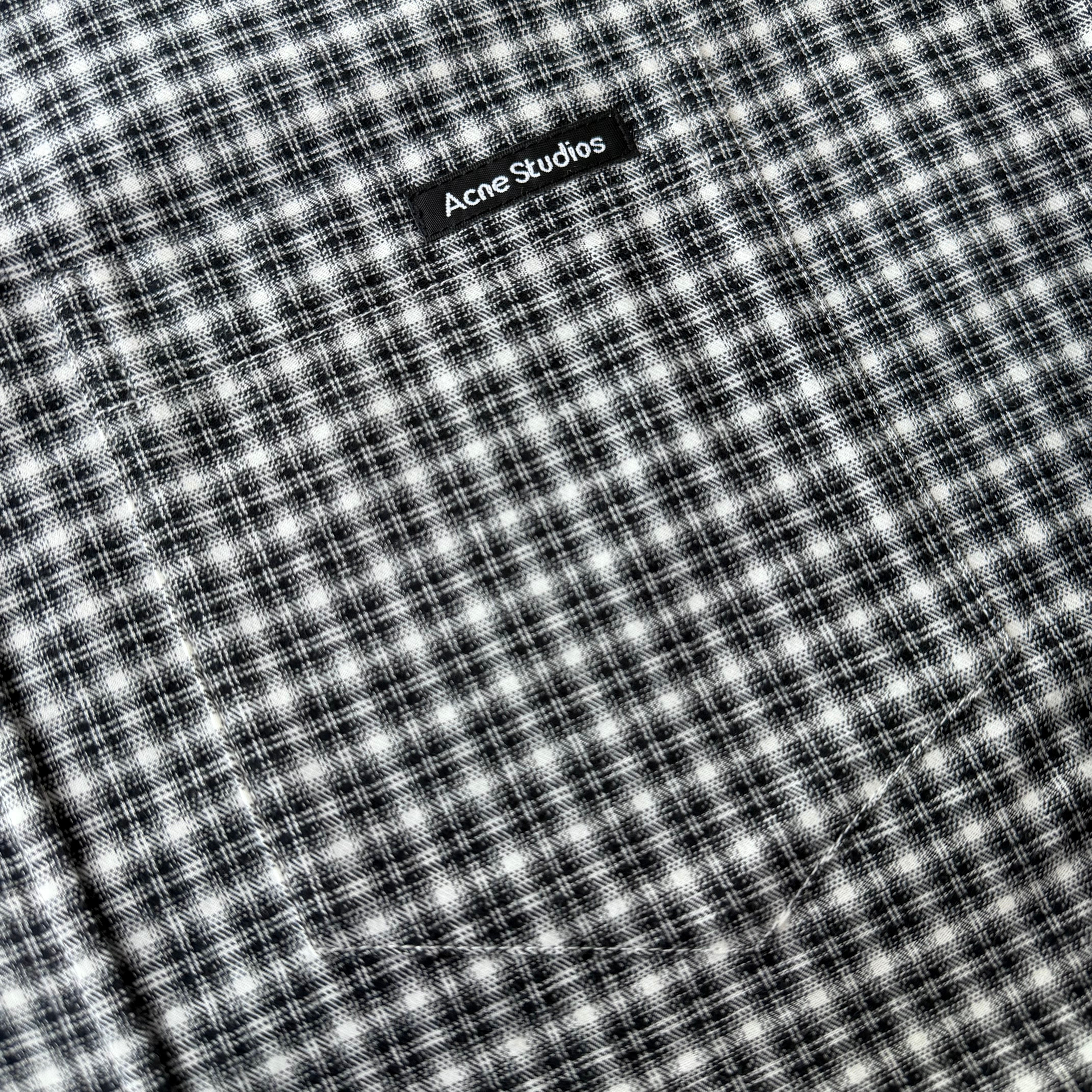 Рубашка мужская в стиле Acne Studios в чёрно-белую клетку