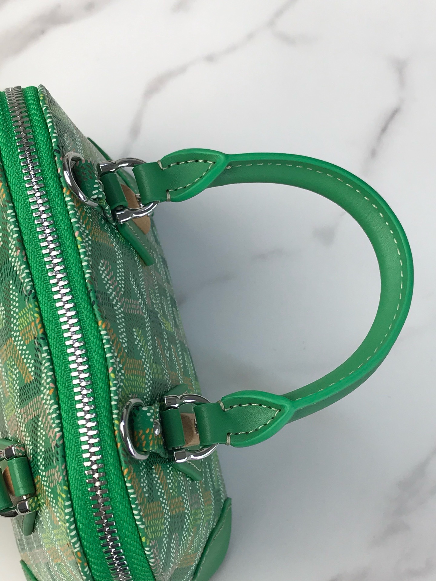 Сумка женская Goyard Vendôme Nano зелёного цвета