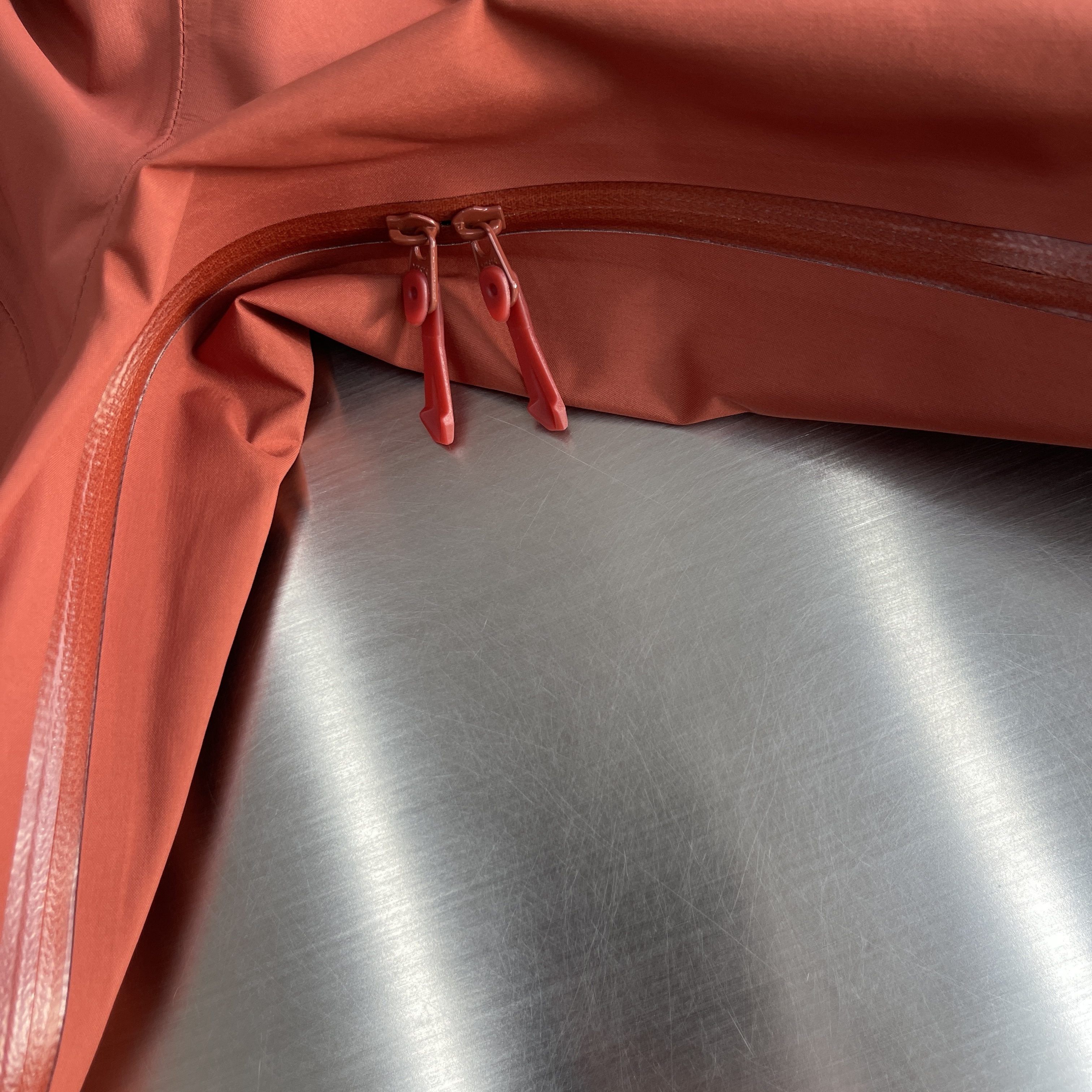 Куртка унисекс в стиле Arc’teryx Beta SL оранжевого цвета