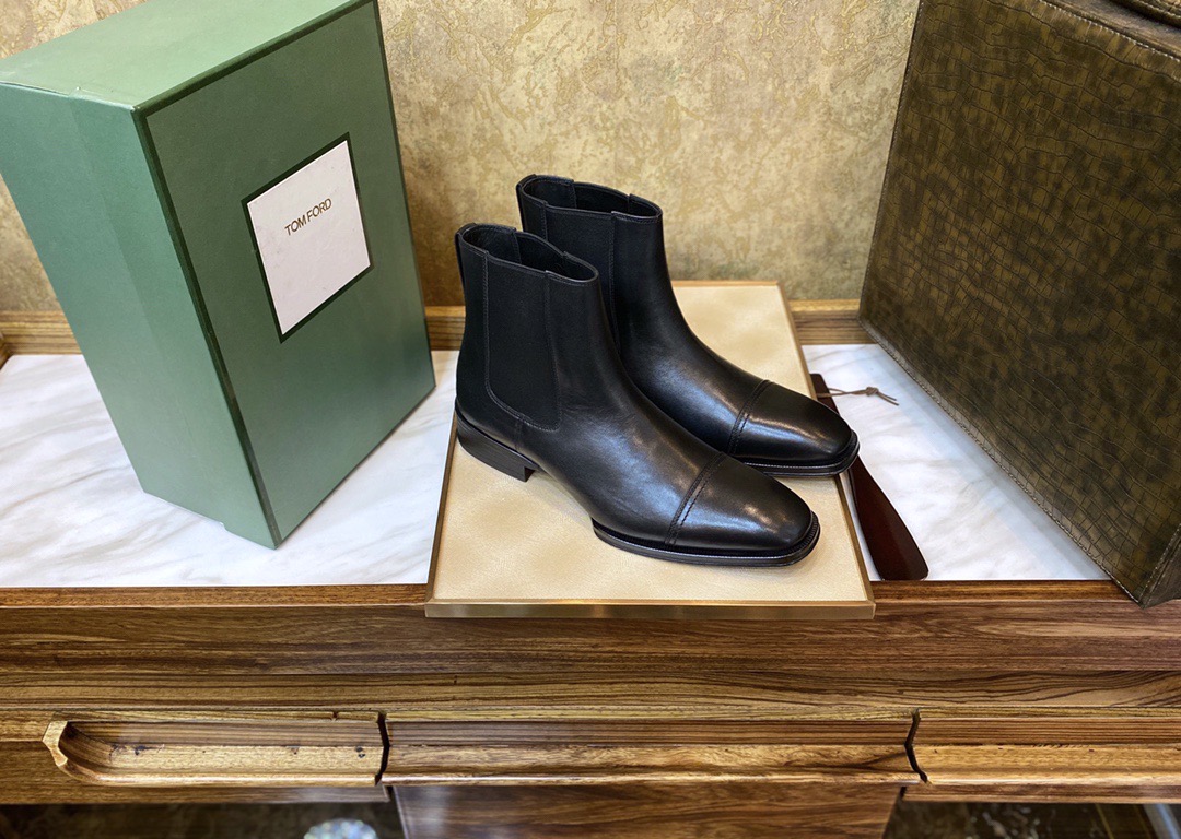 Ботинки мужские в стиле Tom Ford челси из натуральной кожи черного цвета
