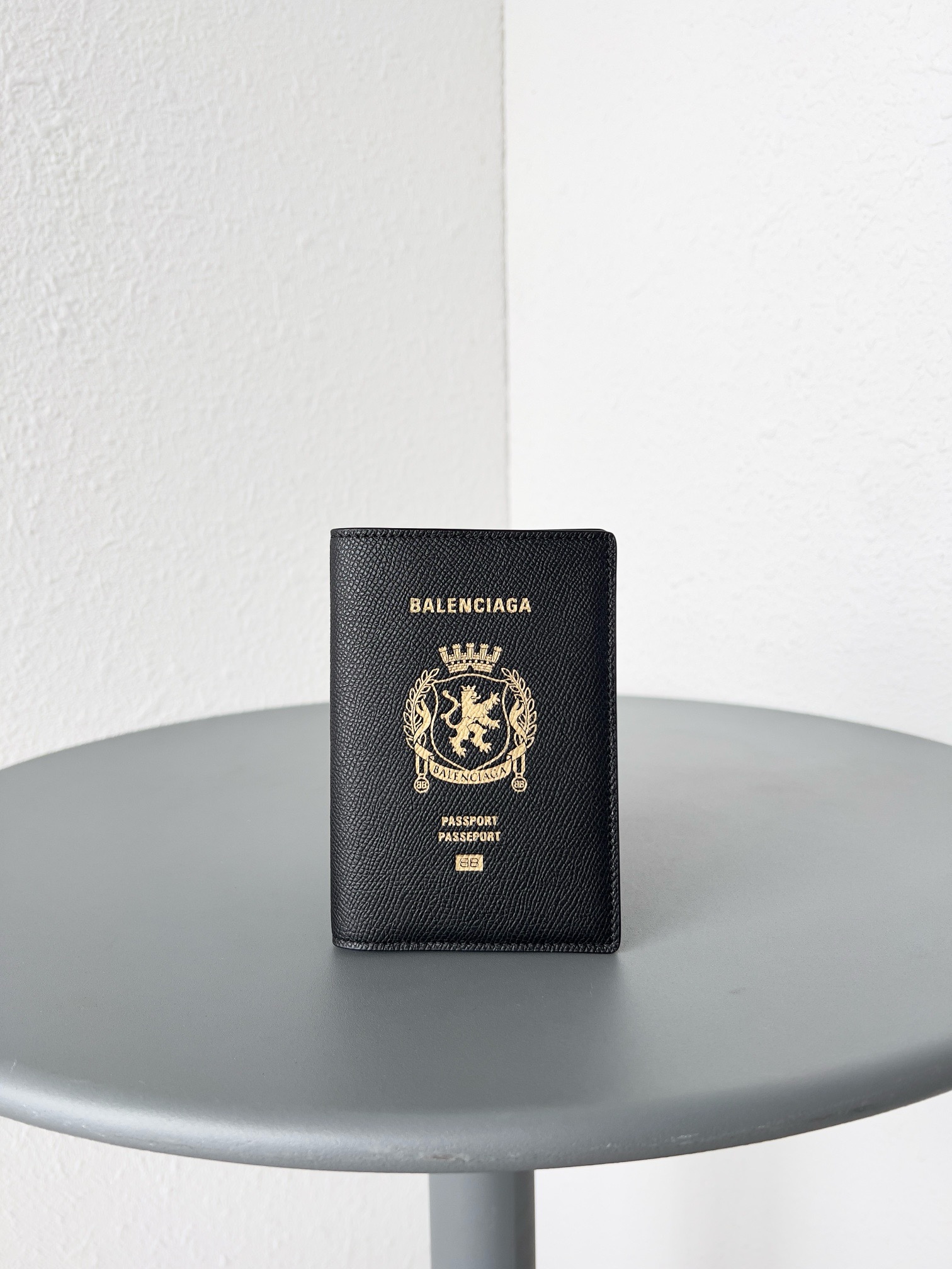 Обложка для паспорта Balenciaga Passport  чёрного цвета