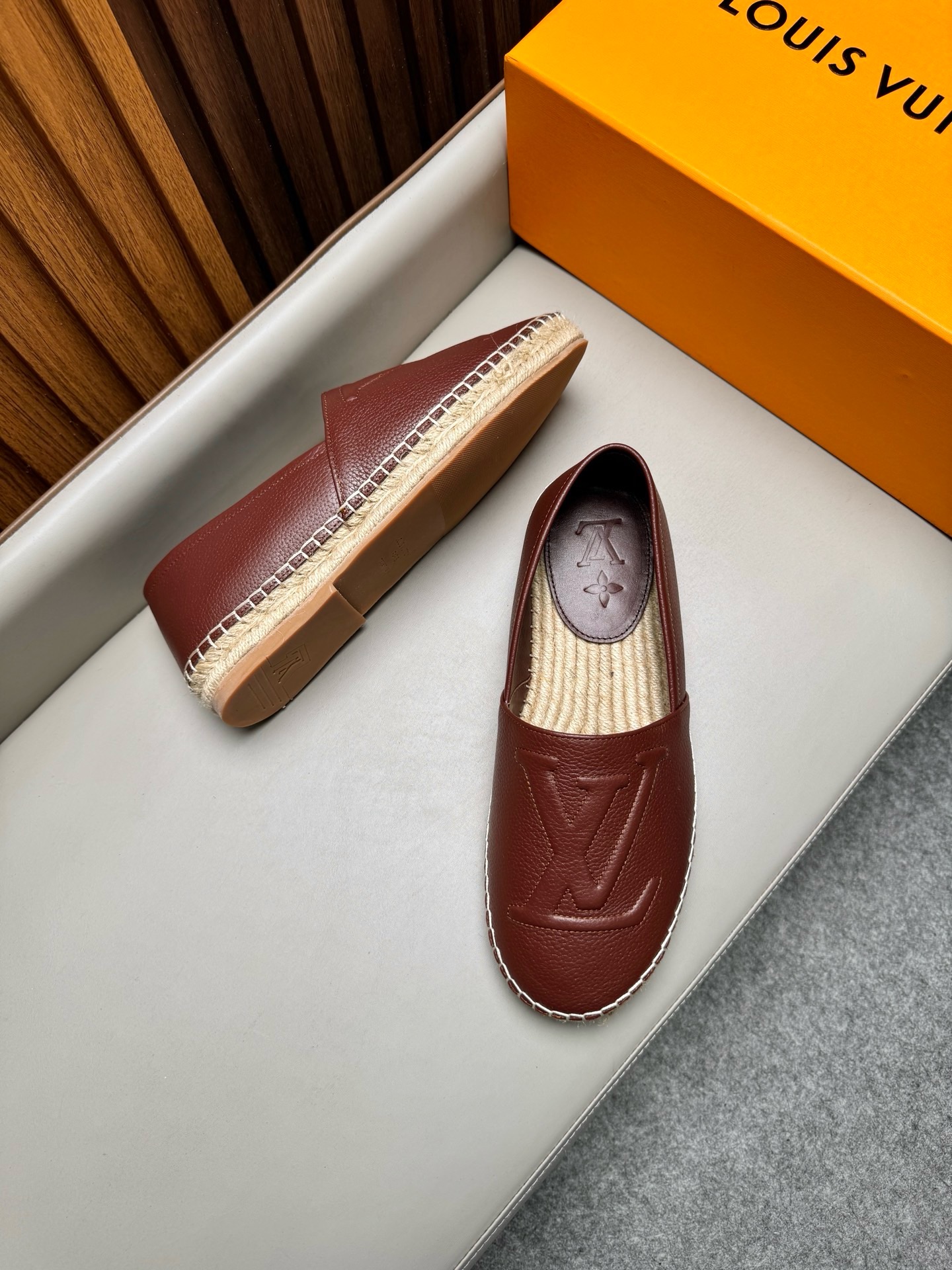 Эспадрильи мужские в стиле Louis Vuitton коричневого цвета