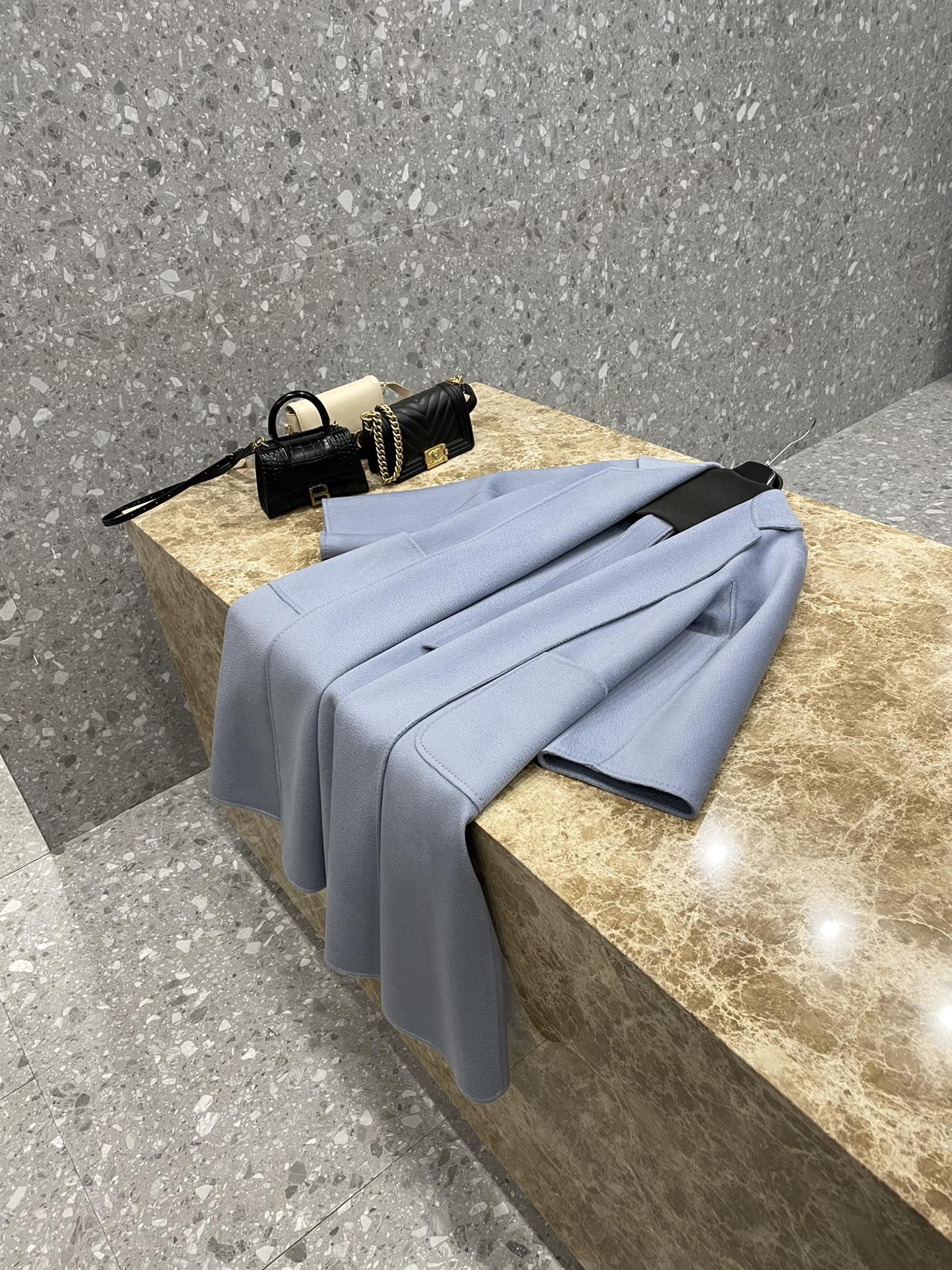 Пальто женское в стиле Max Mara Ludmilla Labbro \ голубого цвета