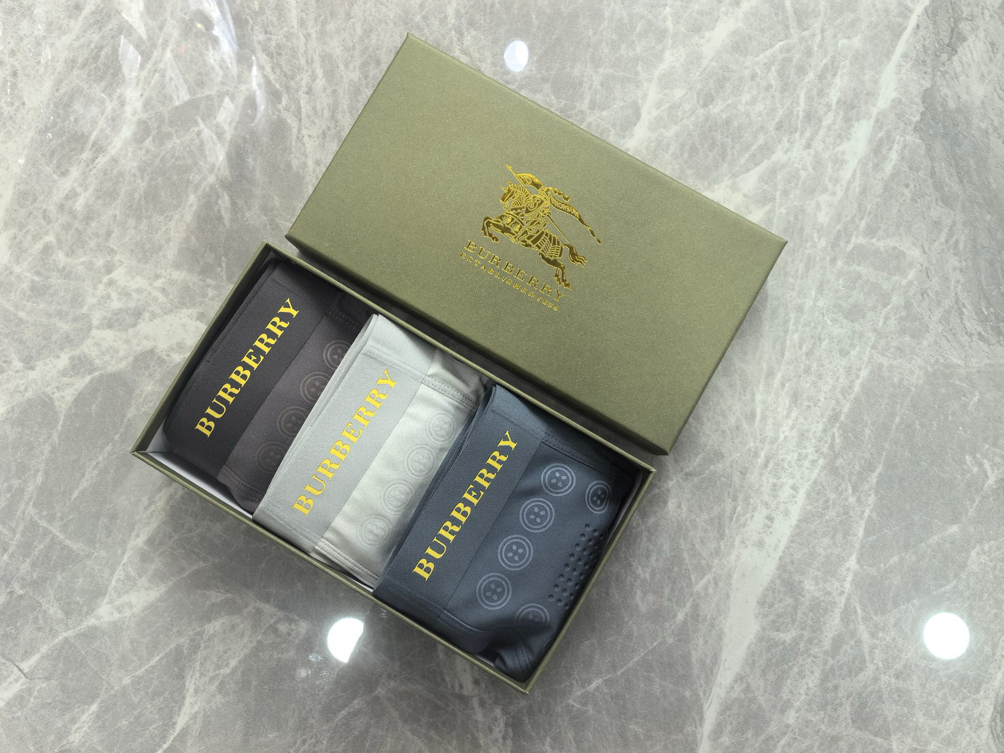 Трусы-боксеры мужские в стиле Burberry (набор 3 шт.) 