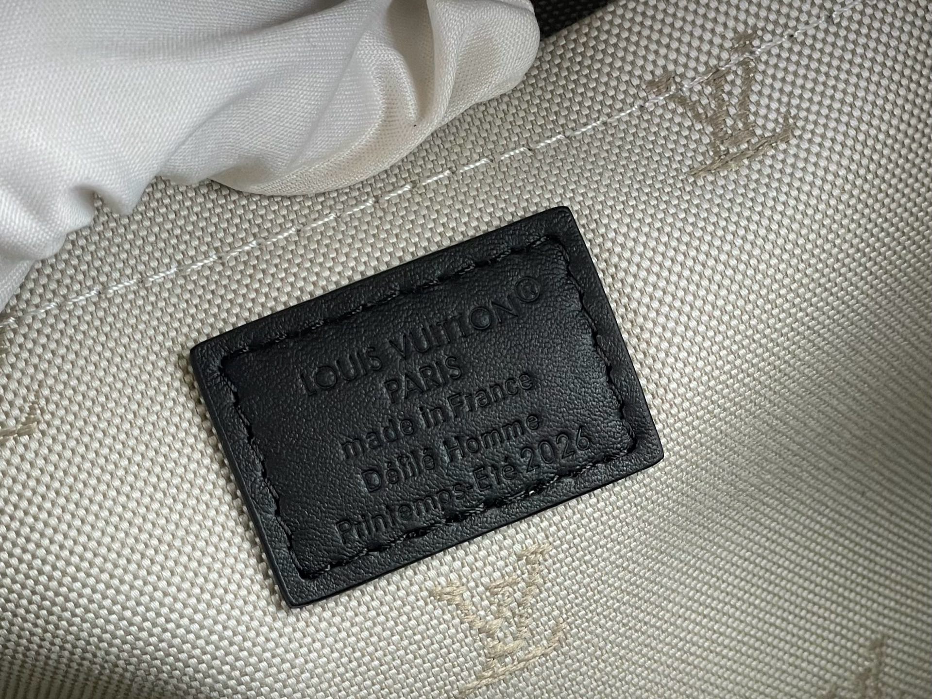 Сумка мужская Louis Vuitton Keepall Cargo Bandoulière 35 чёрного цвета
