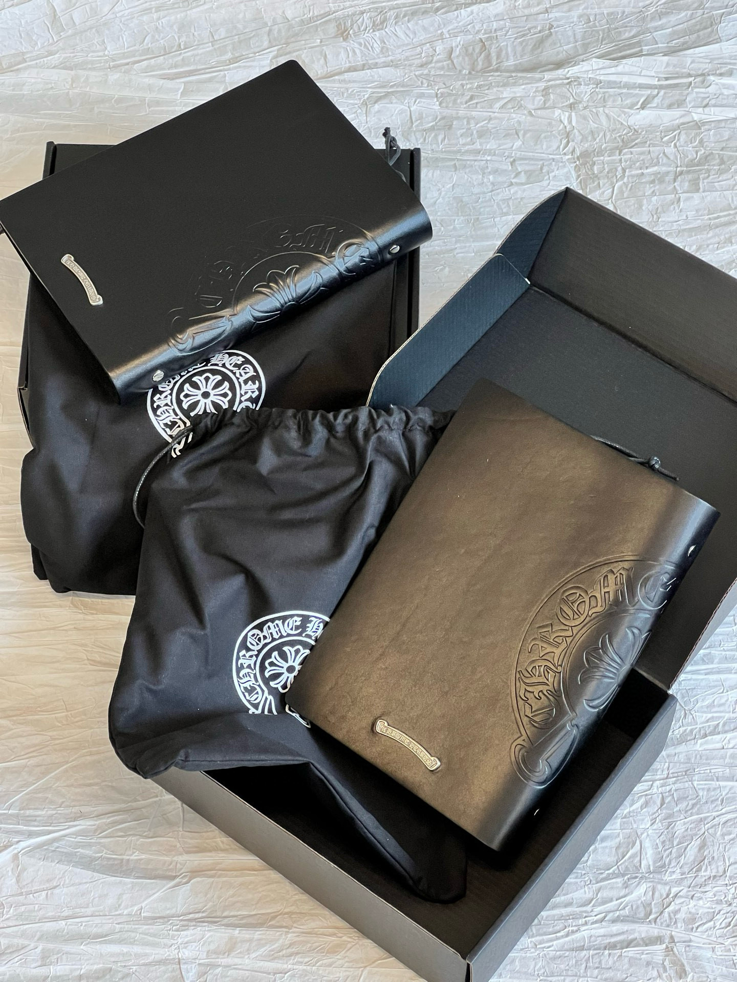 Папка для документов Chrome Hearts из натуральной кожи черного цвета