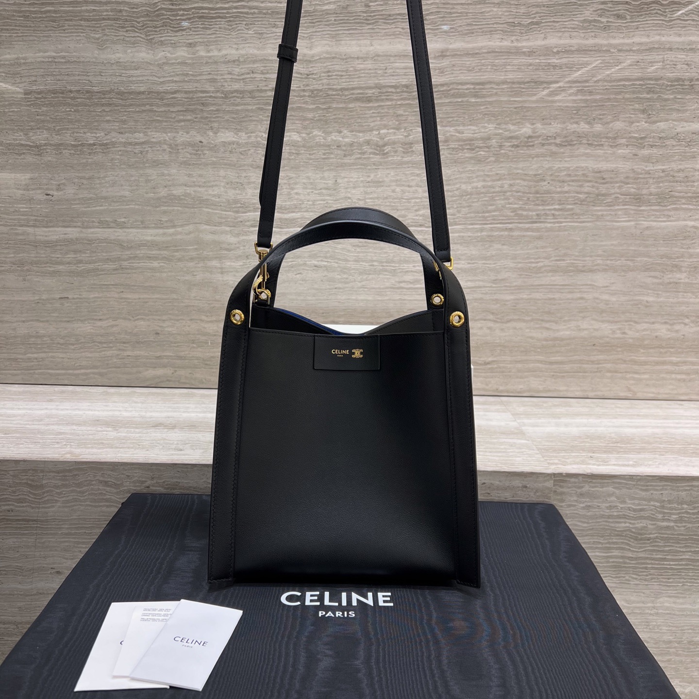 Сумка женская в стиле Celine Cubo чёрного цвета