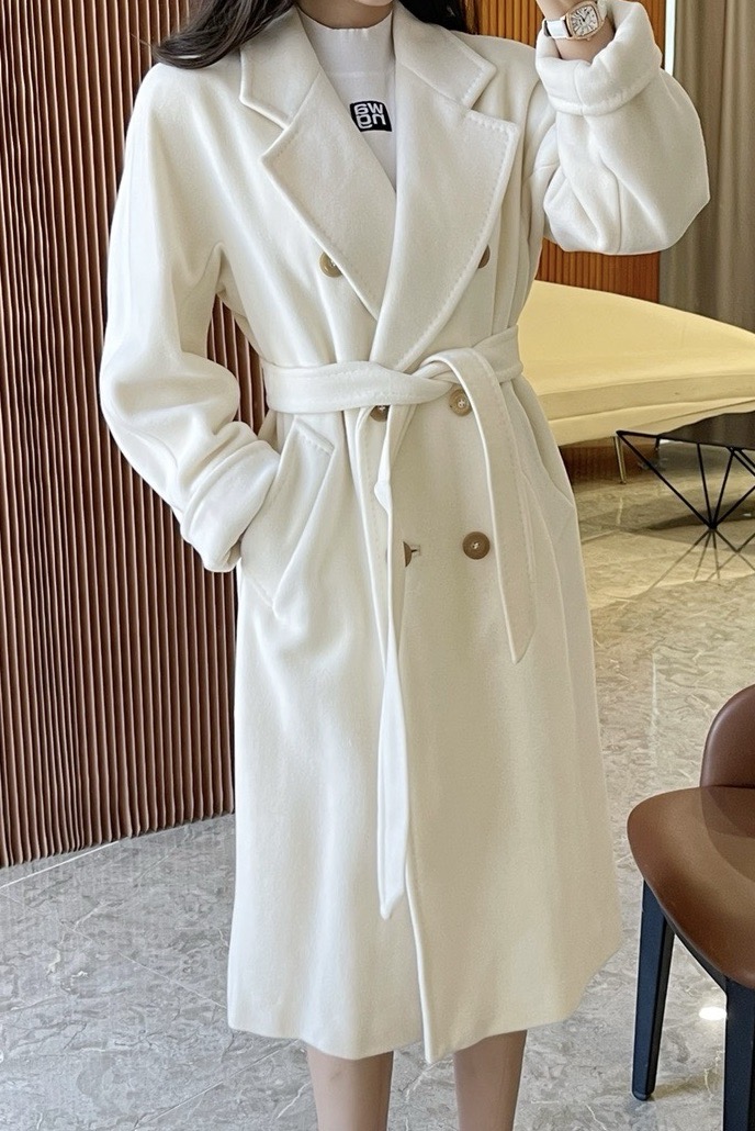 Пальто женское в стиле Max Mara Anne-Marie Beretta молочно-белого цвета