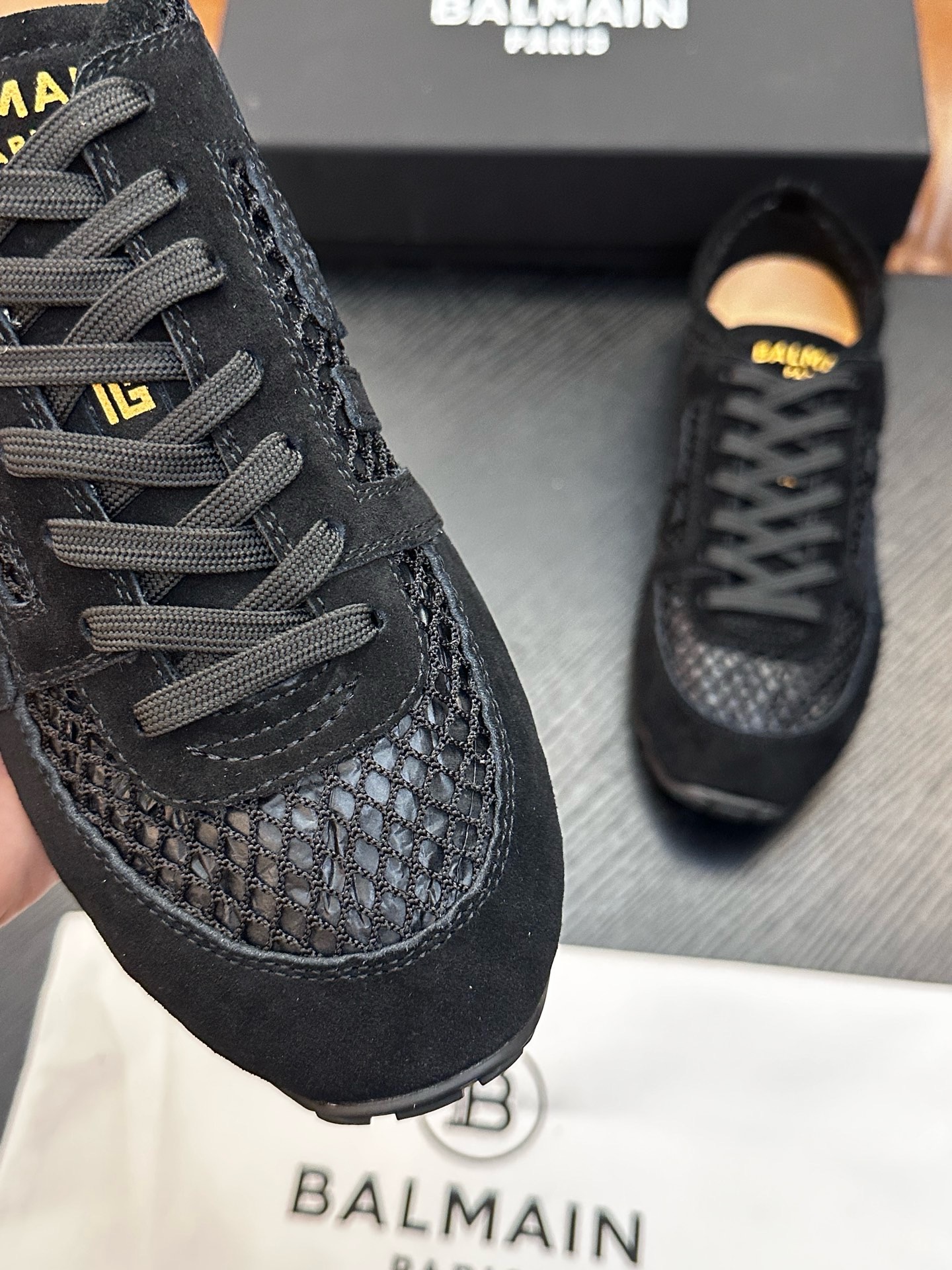 Кроссовки мужские Balmain B-Skate чёрного цвета
