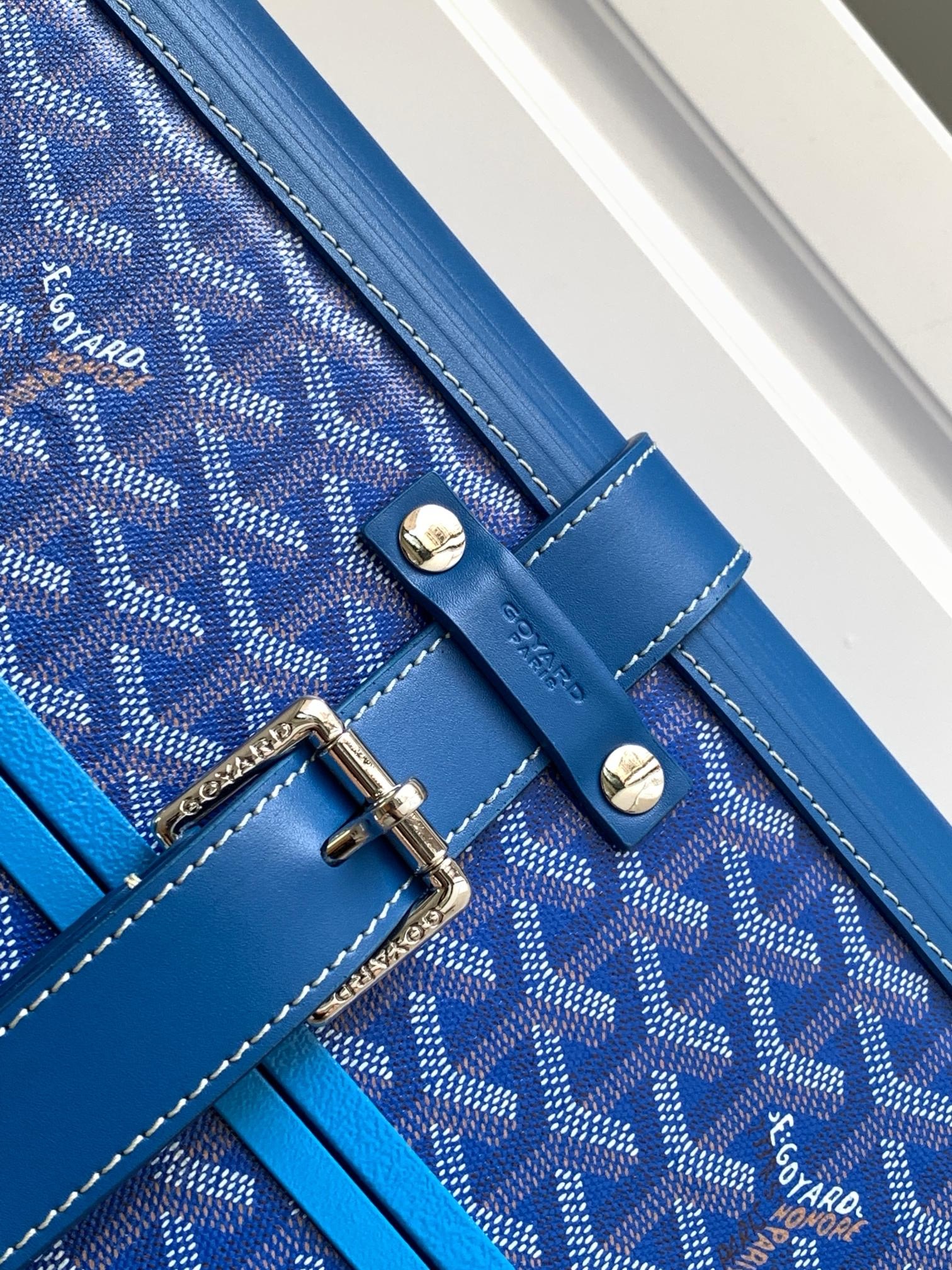 Чемодан Goyard Bourget PM синего цвета
