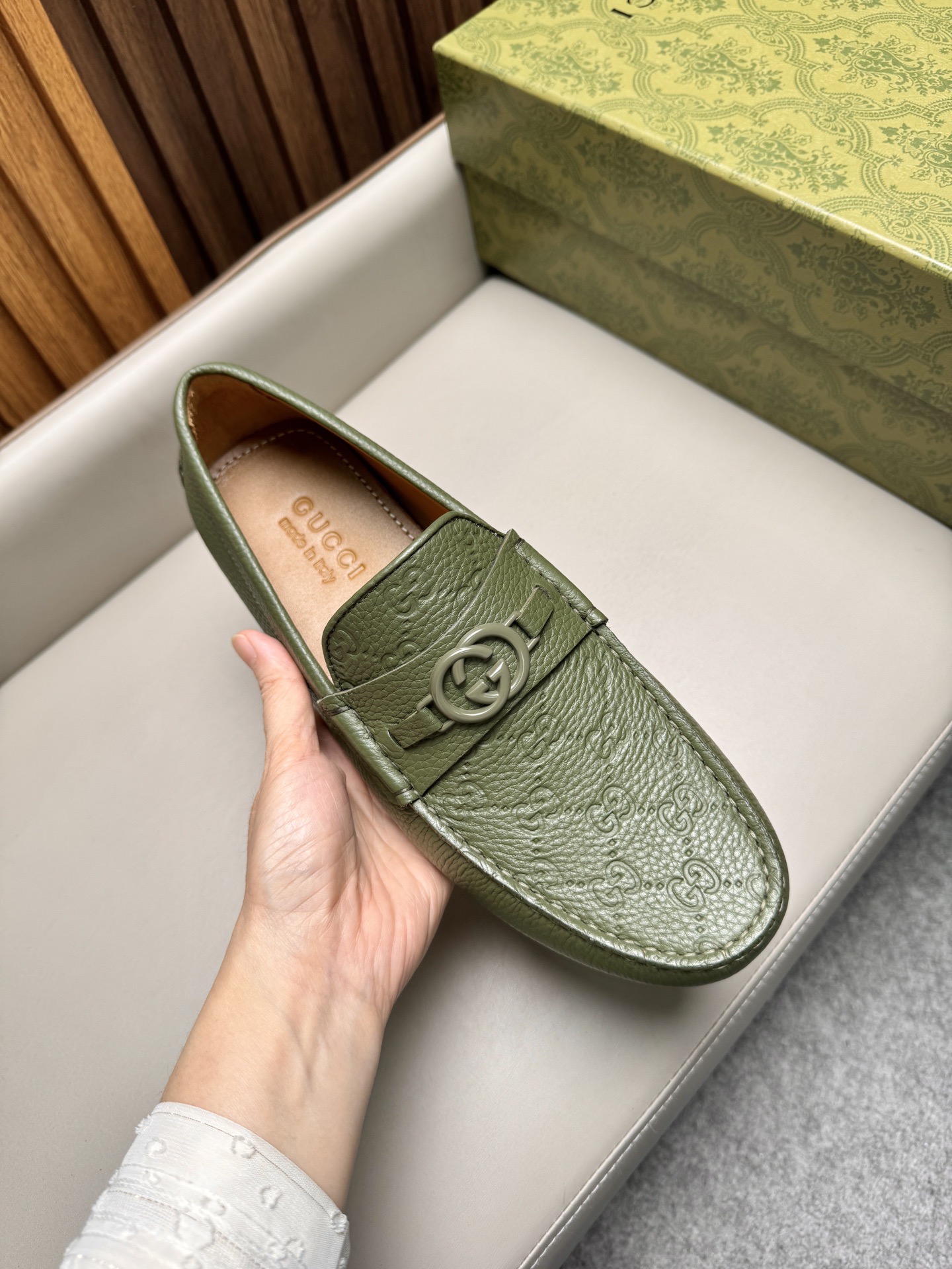 Мокасины мужские в стиле Gucci Driver зеленого цвета