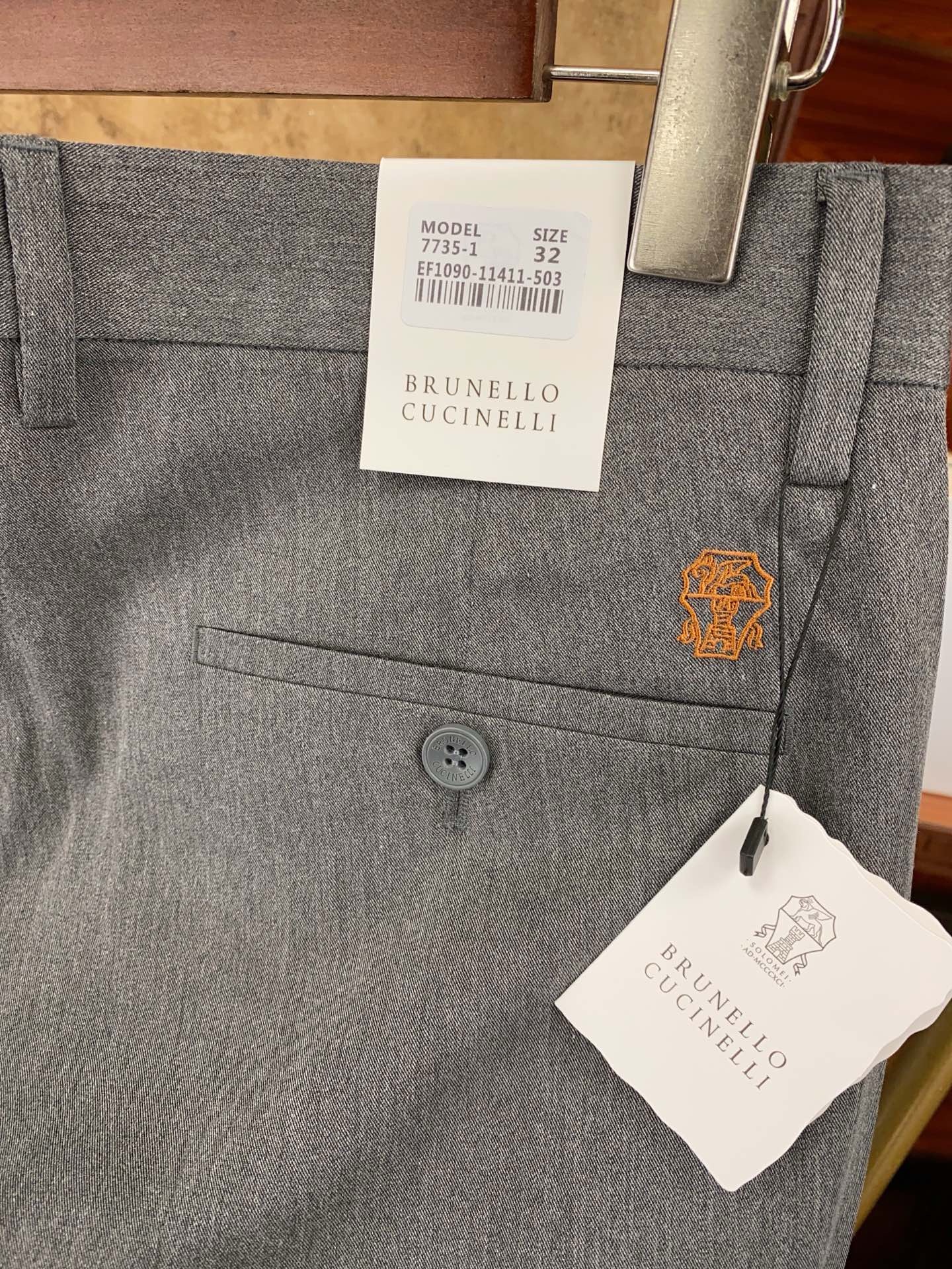 Брюки мужские в стиле Brunello Cucinelli серого цвета с прямым кроем
