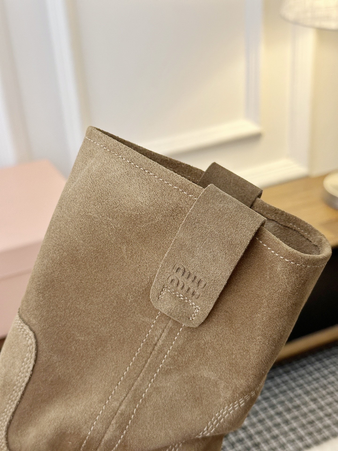 Сапоги Miu Miu Suede Boots светло-коричневого цвета