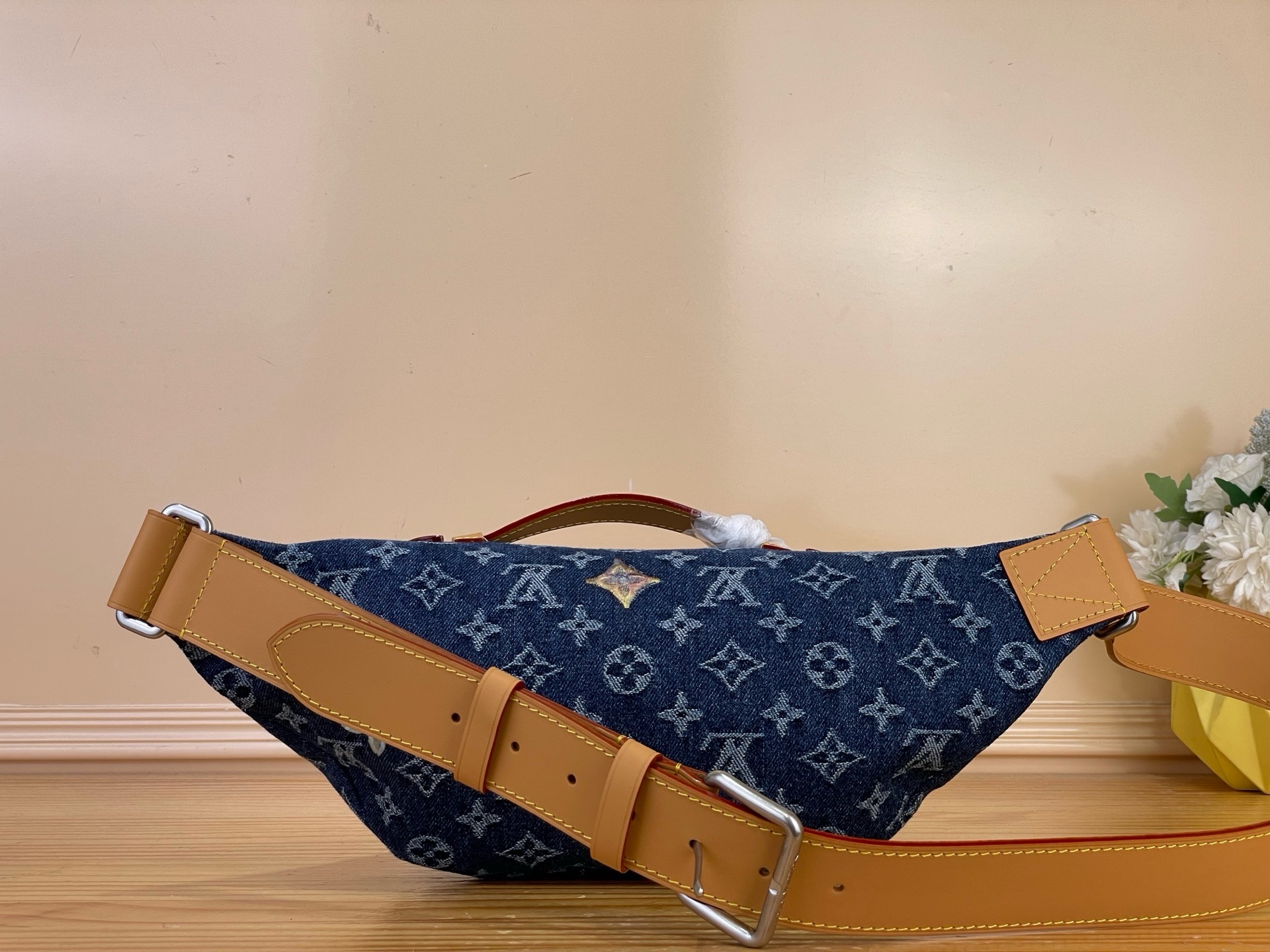 Сумка мужская Louis Vuitton Rush Bumbag синего цвета
