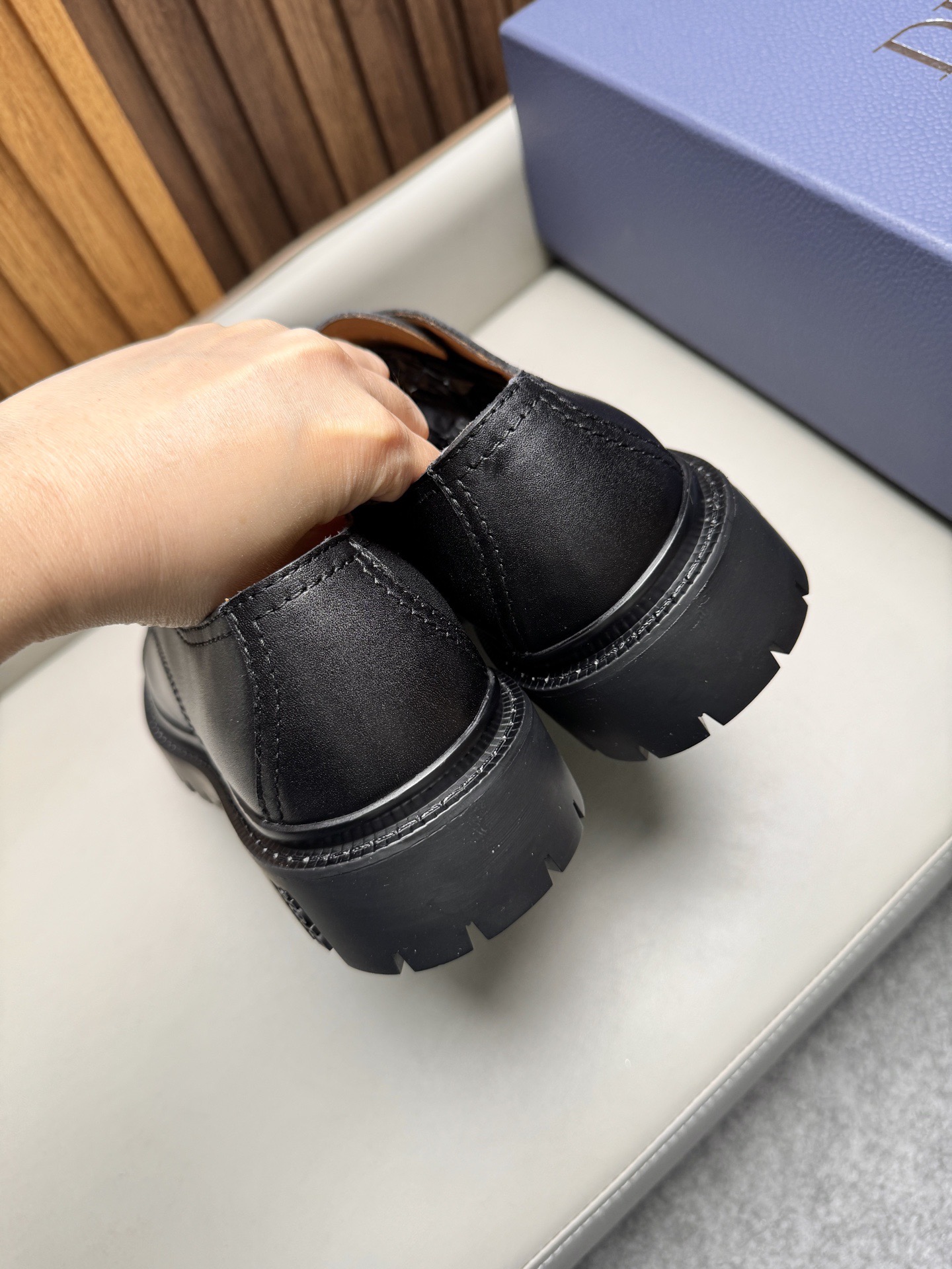 Туфли мужские в стиле Dior Explorer черного цвета