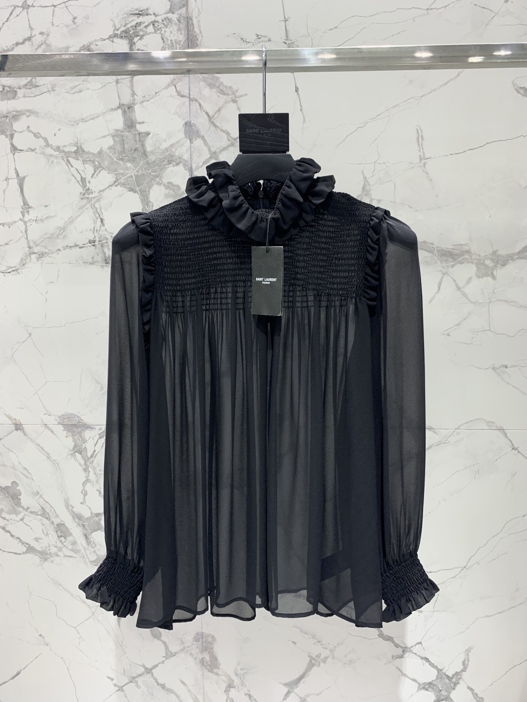 Блуза женская в стиле Saint Laurent чёрного цвета с рюшами