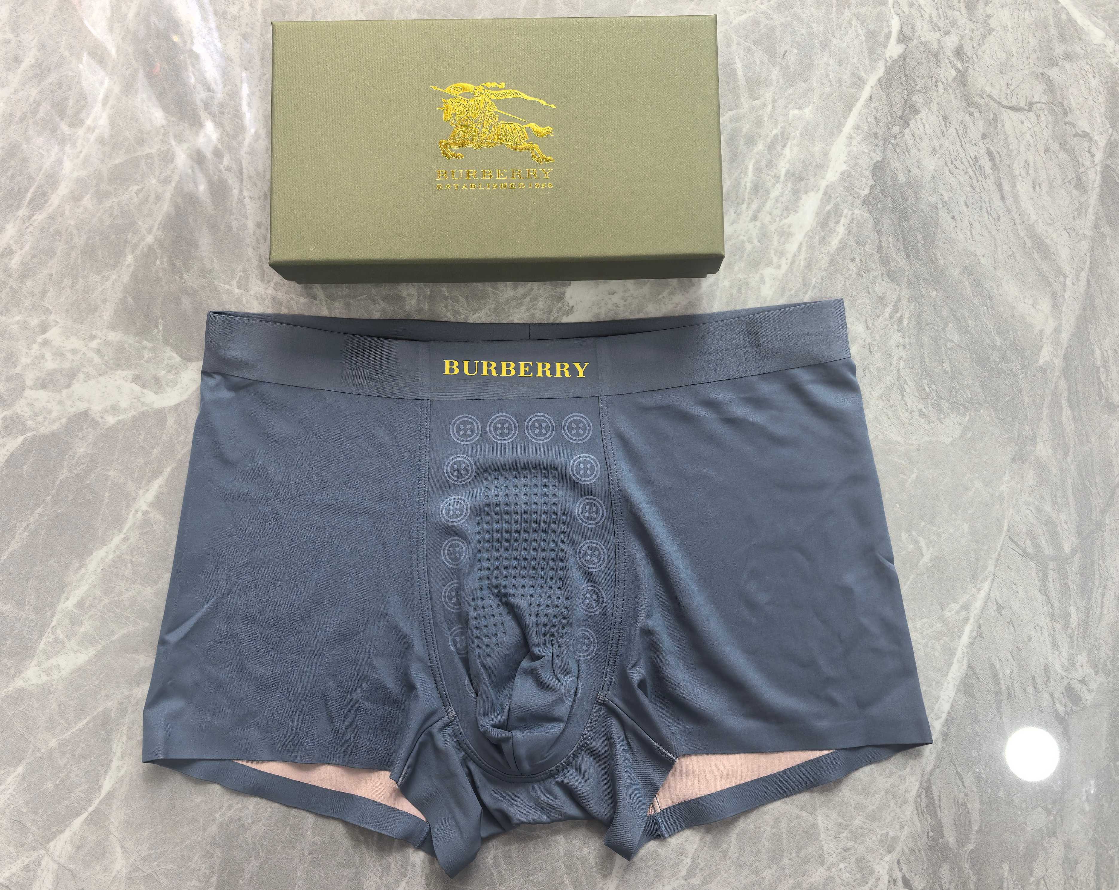 Трусы-боксеры мужские в стиле Burberry (набор 3 шт.) 