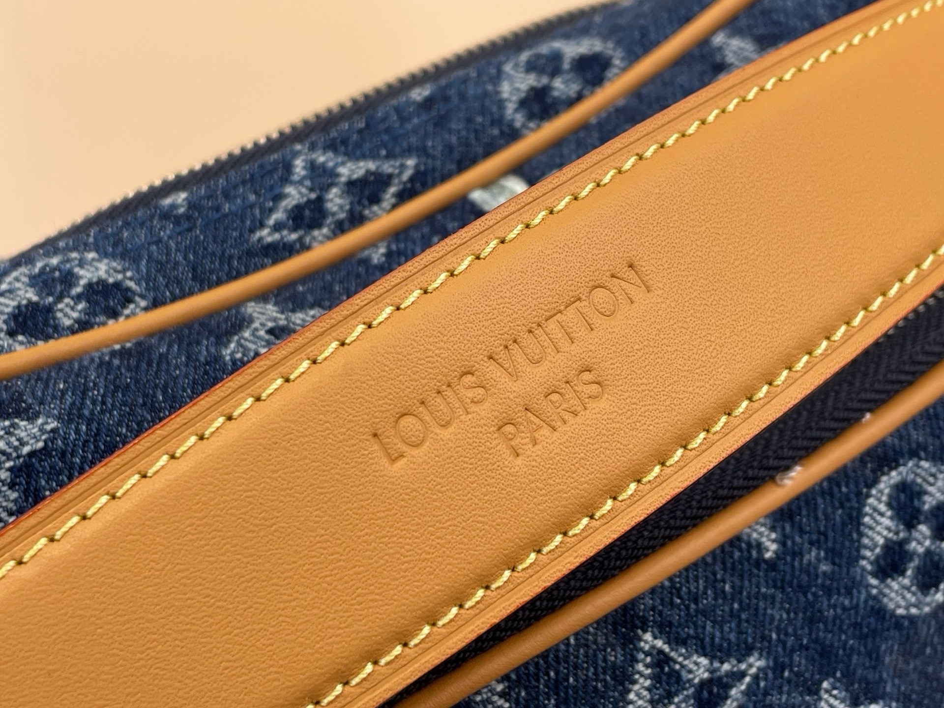 Сумка мужская Louis Vuitton Nil  синего цвета