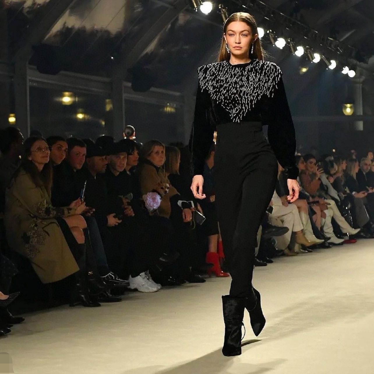 Топ женский в стиле Isabel Marant из бархата с ручной вышивкой бисером и жемчужинами