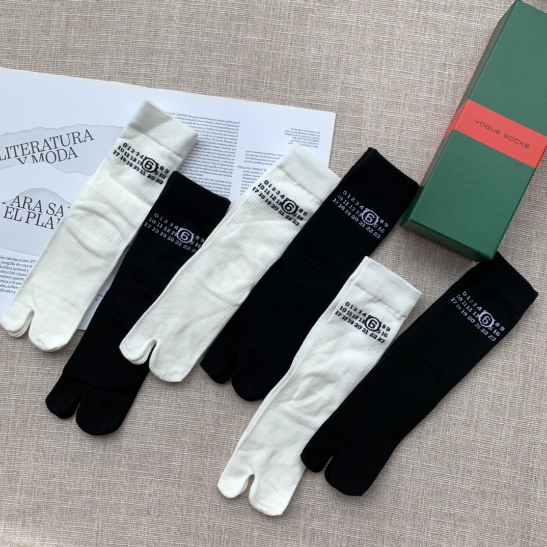 Носки женские в стиле Maison Margiela MM6 таби хлопковые (набор 6 пар)