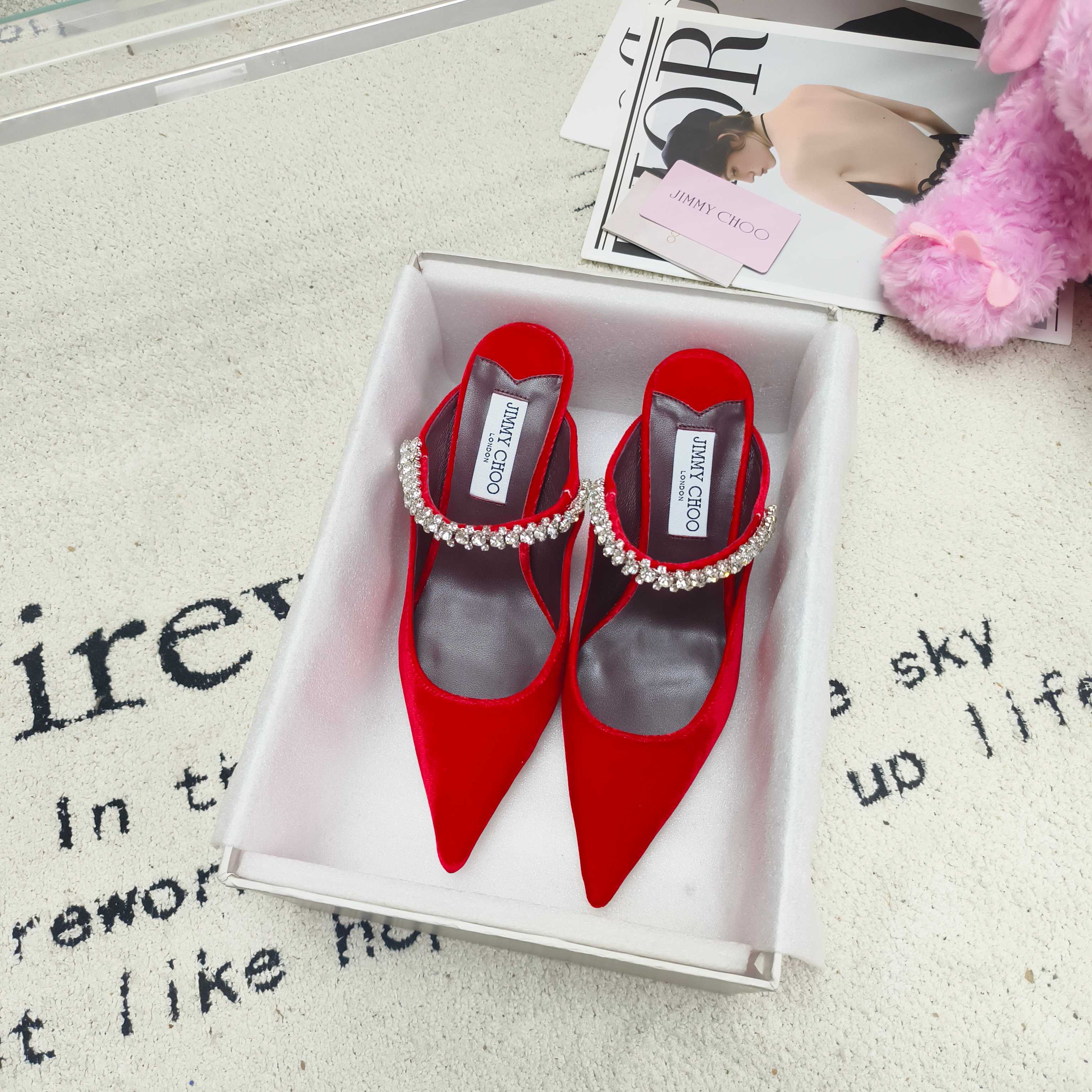 Мюли женские в стиле Jimmy Choo красного цвета