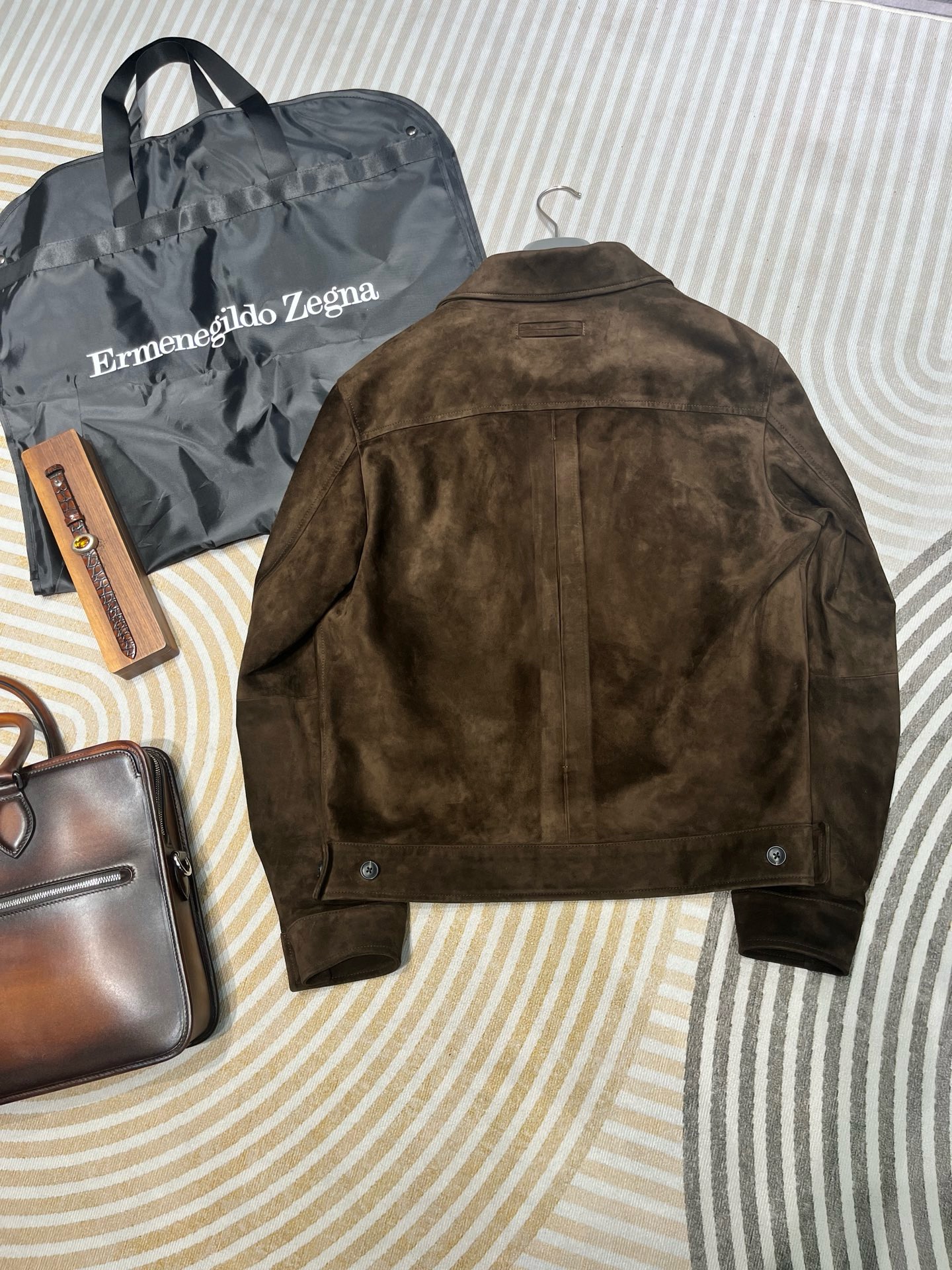 Куртка мужская Zegna коричневого цвета с отложным воротником