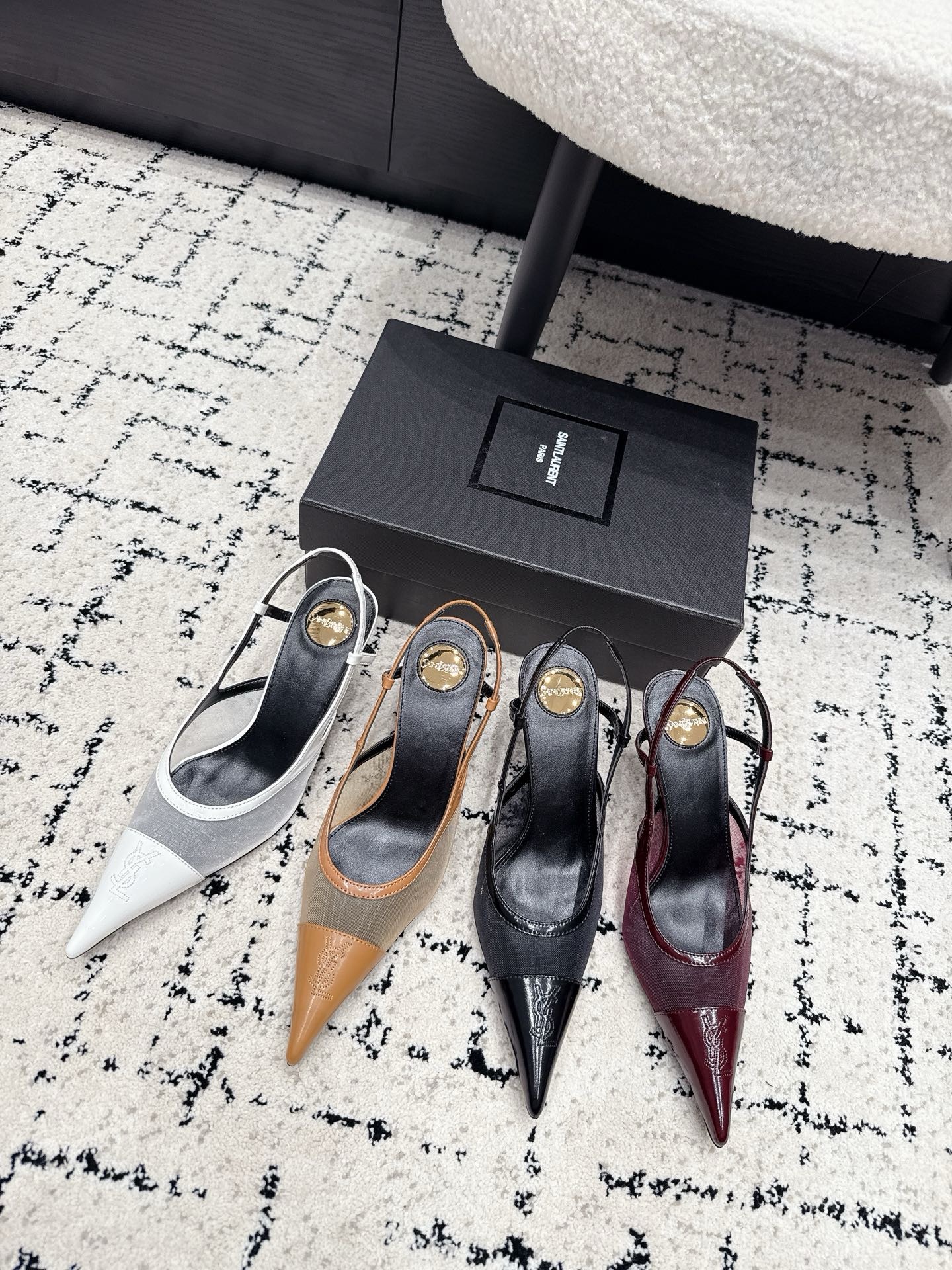 Туфли женские в стиле Saint Laurent чёрного цвета
