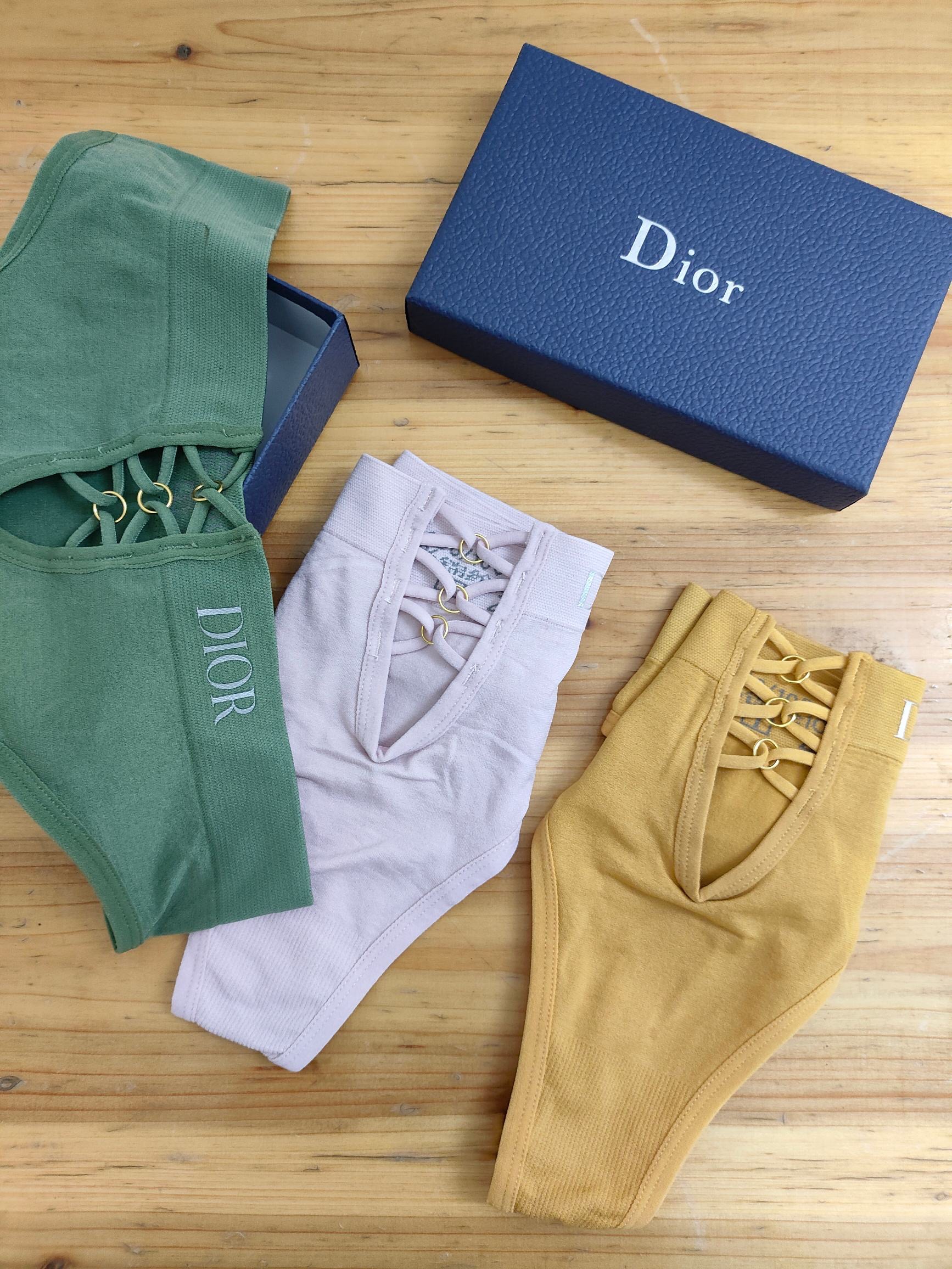 Трусы женские в стиле Dior с декоративной шнуровкой (набор 3 шт.)