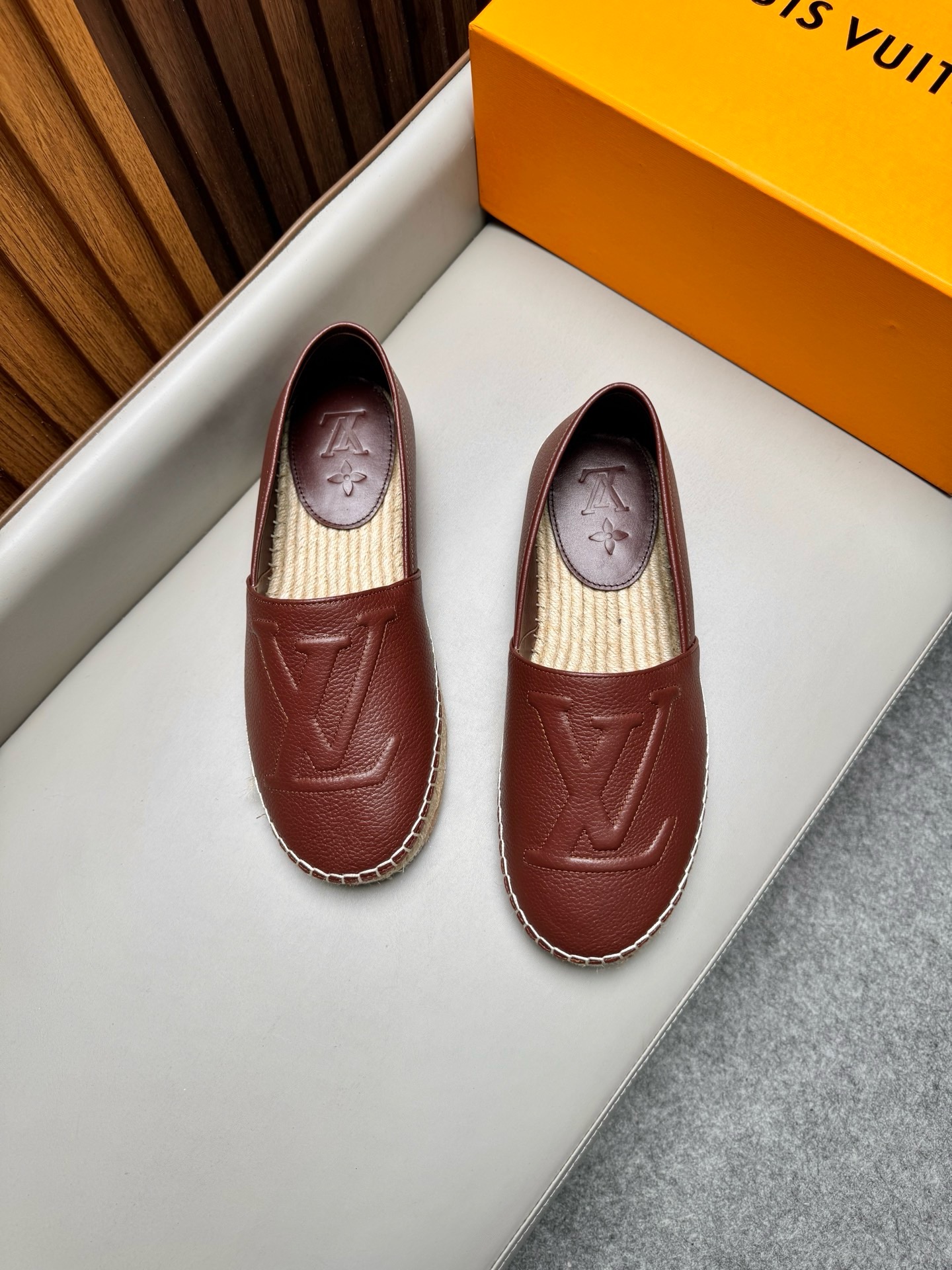 Эспадрильи мужские в стиле Louis Vuitton коричневого цвета