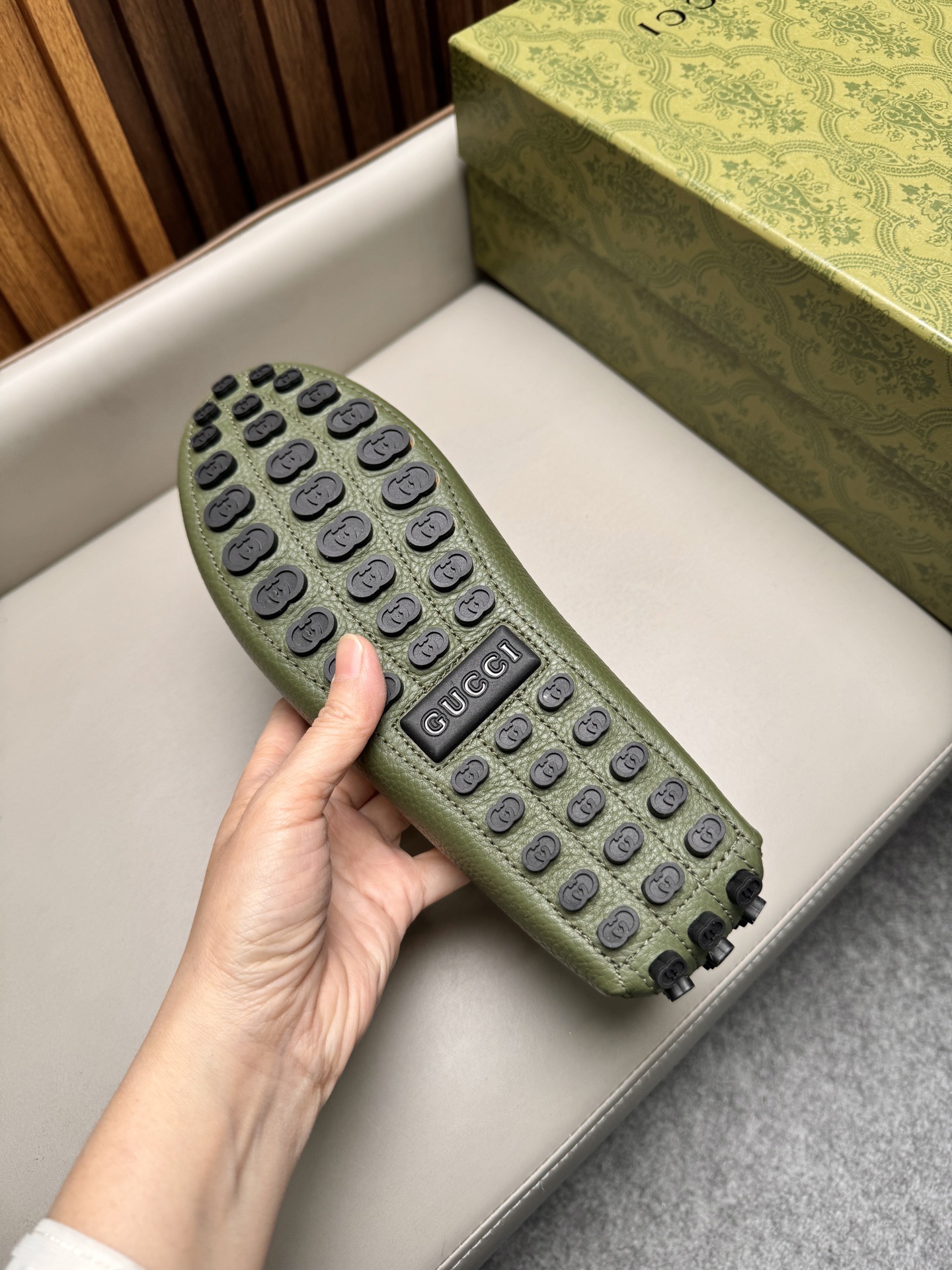 Мокасины мужские в стиле Gucci Driver зеленого цвета