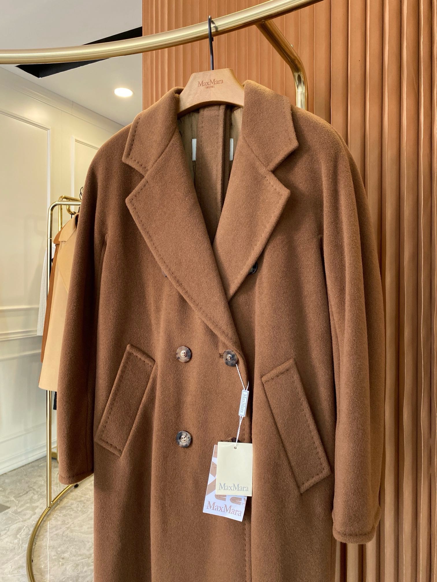 Пальто женское в стиле Max Mara Anne-Marie Beretta коричневого цвета