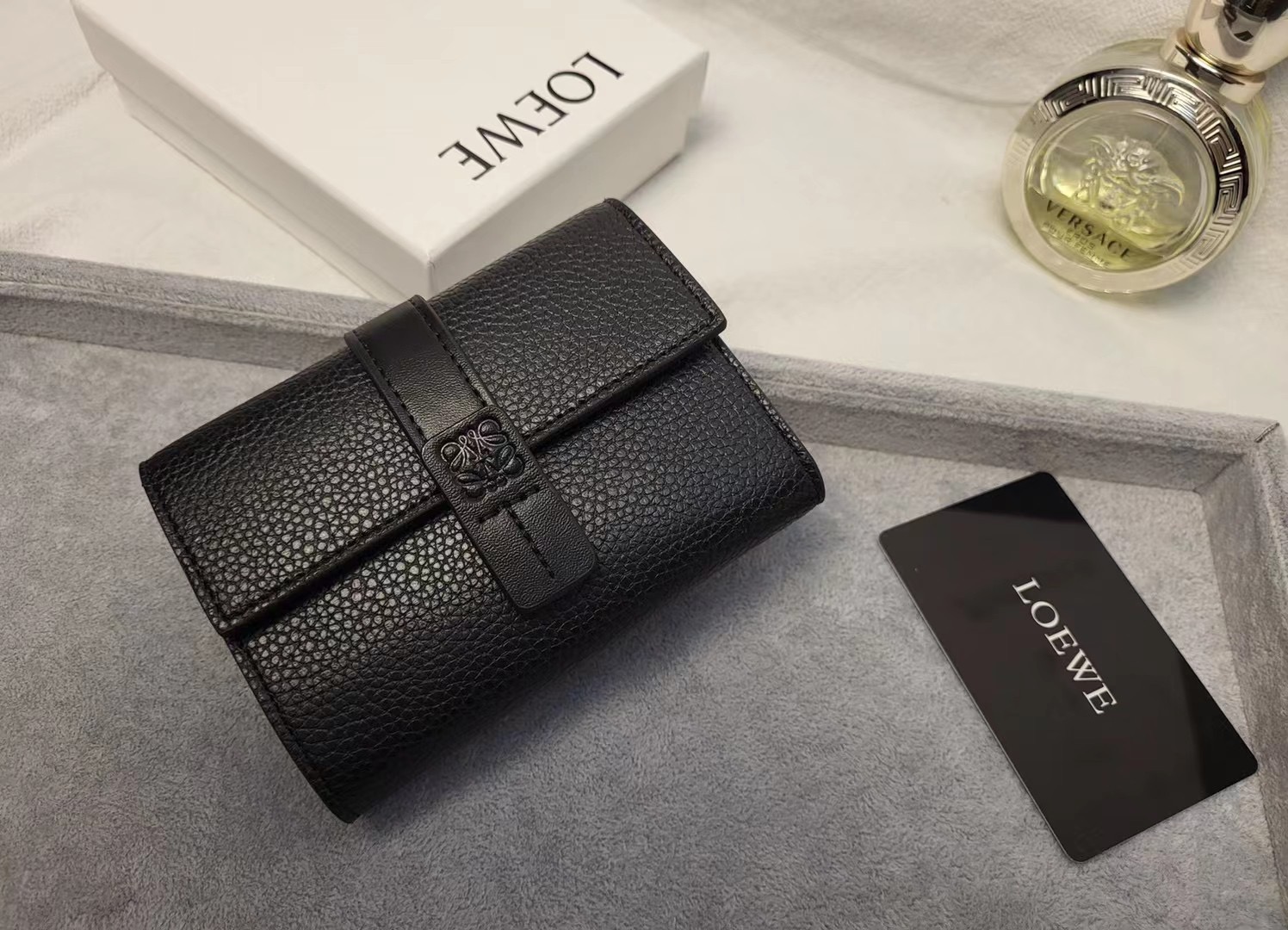 Кошелёк женский в стиле Loewe Anagram L1102 чёрного цвета