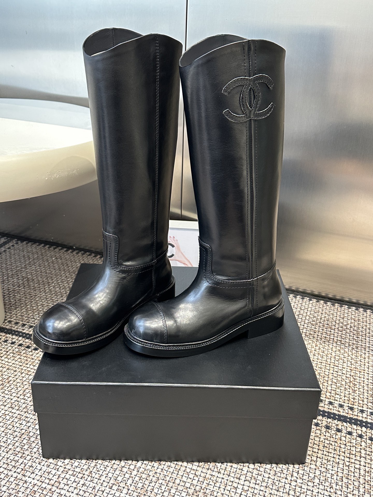 Сапоги женские Chanel Fall Winter High Boots черного цвета